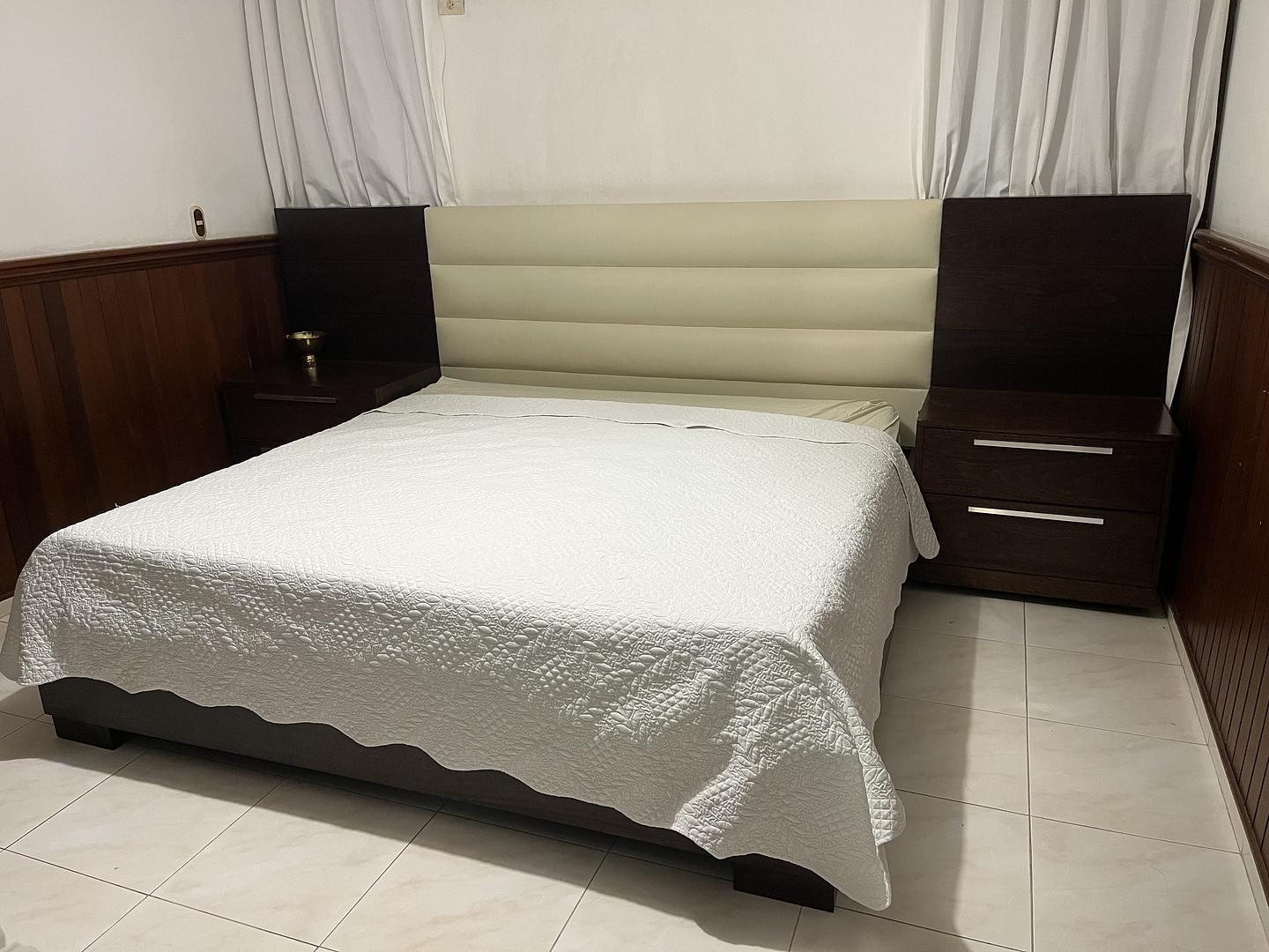 muebles y colchones - cama king en roble brasileño. 