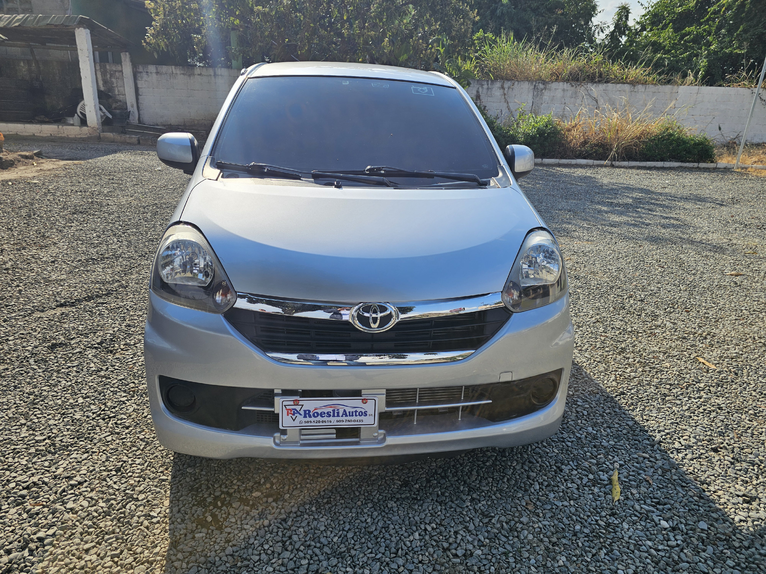 carros - Toyota pixis 2017 4
