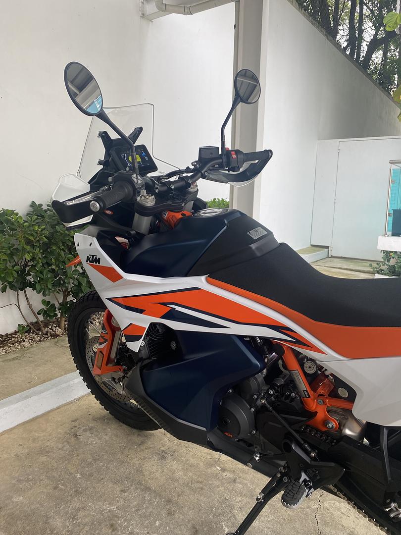 motores y pasolas - KTM 890 Adventure R 2024 7