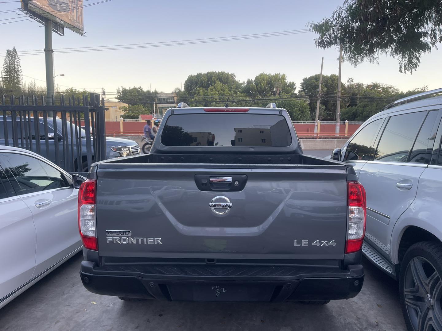 jeepetas y camionetas - NISSAN FRONTIER NP300 2016 2