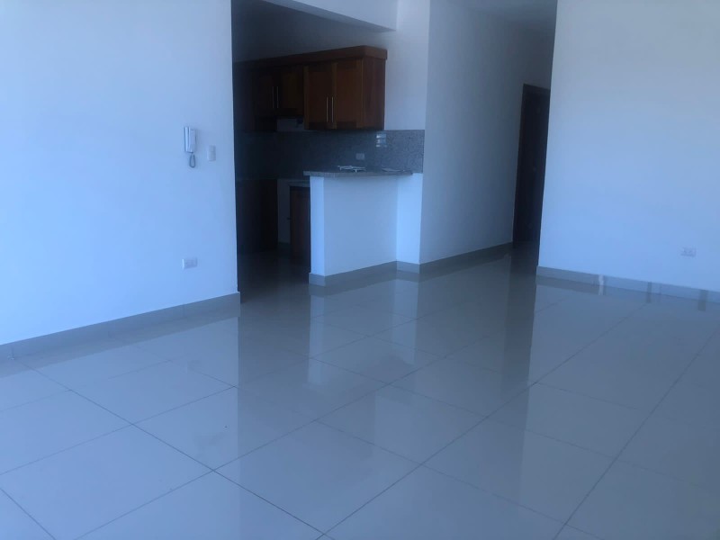 apartamentos - Rento y vendo apartamento con piscina próximo a la playa 🏖️ caminando 2