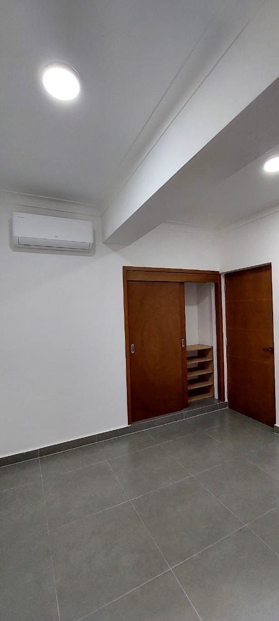 apartamentos - hermoso apartamento en una buena zona y tranquila en arroyo hondo viejo  6