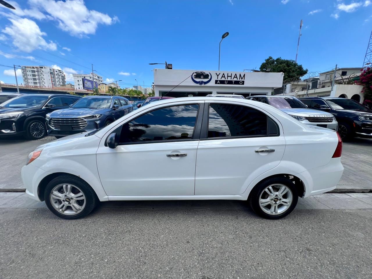 carros - Chevrolet Aveo 2015 4