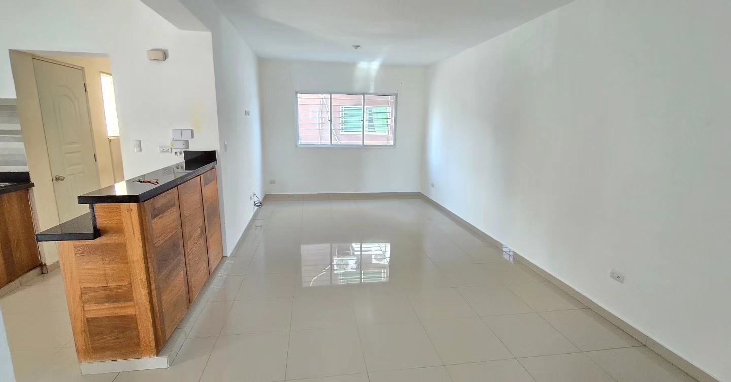 apartamentos - 2do piso en gurabo agua incluido y piscina 