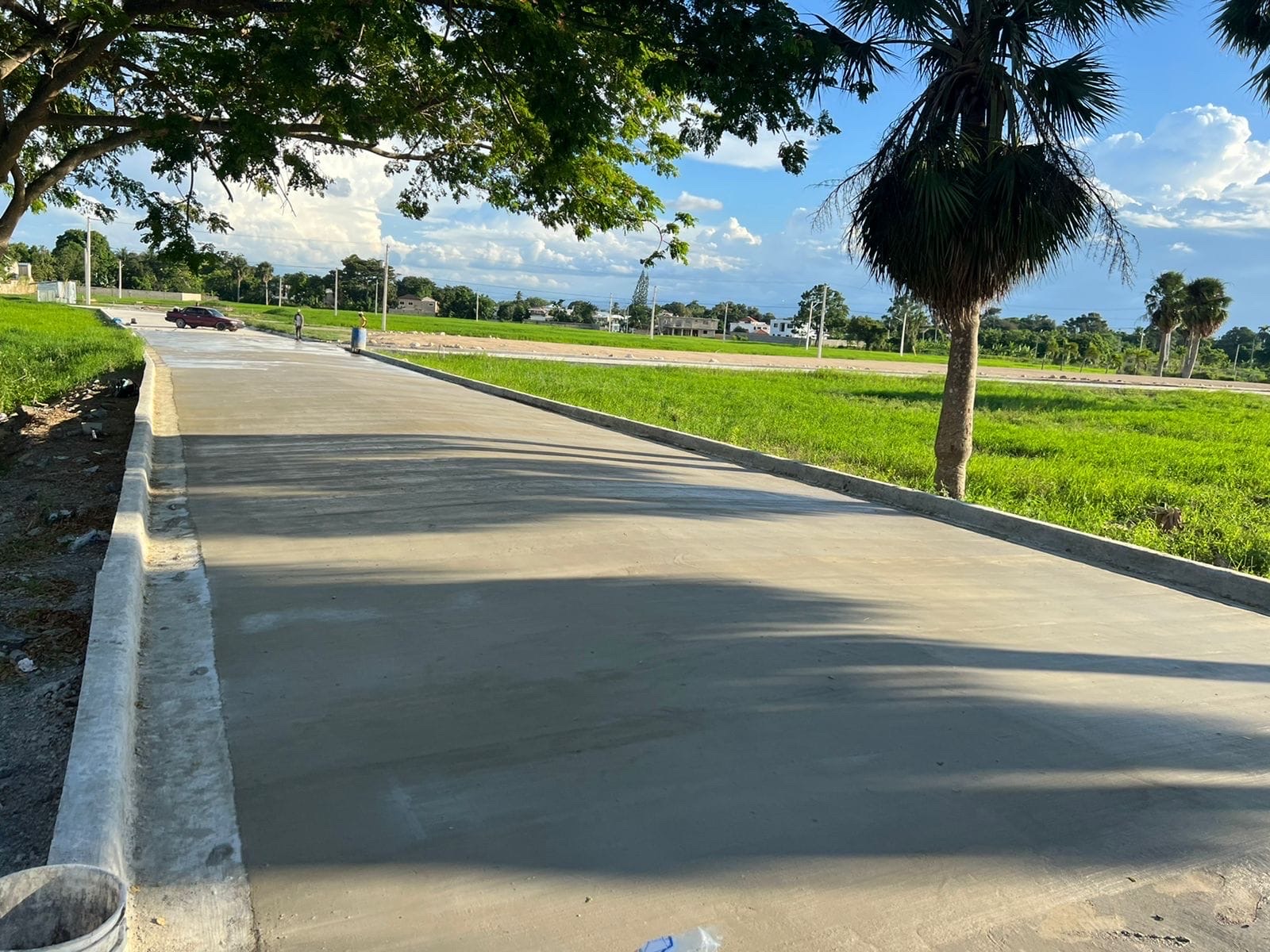 solares y terrenos - vendo hermoso  solar en proyecto cerrado en Licey  1