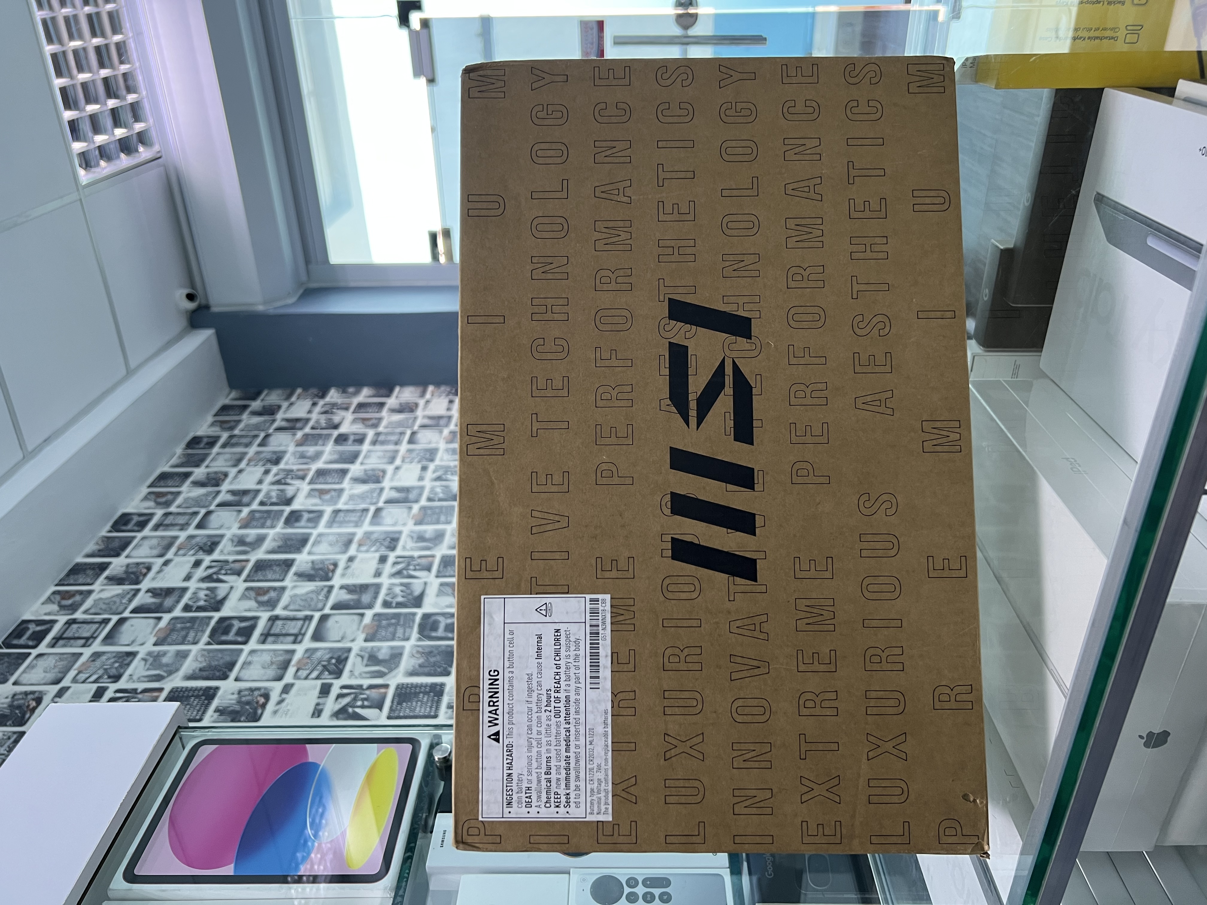 computadoras y laptops - Msi katana i7 RTX4050 1tb/16gb sellada