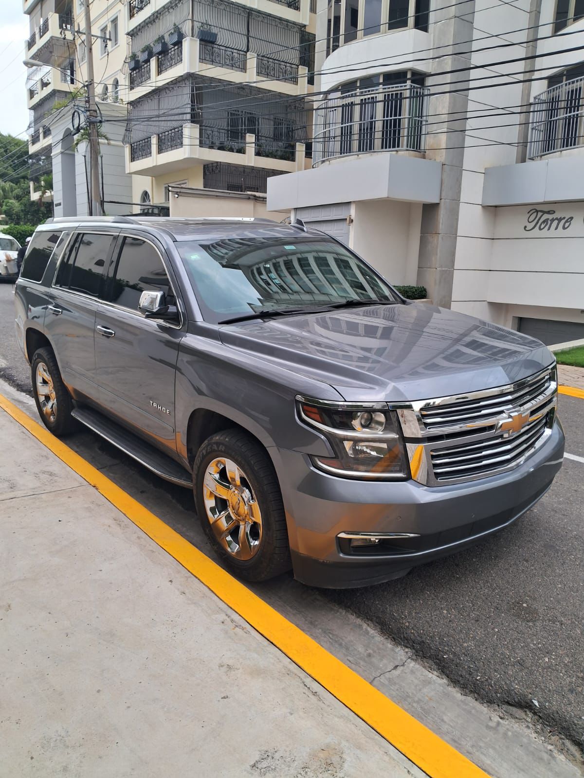 jeepetas y camionetas - chevolet tahoe 2020 premier  1