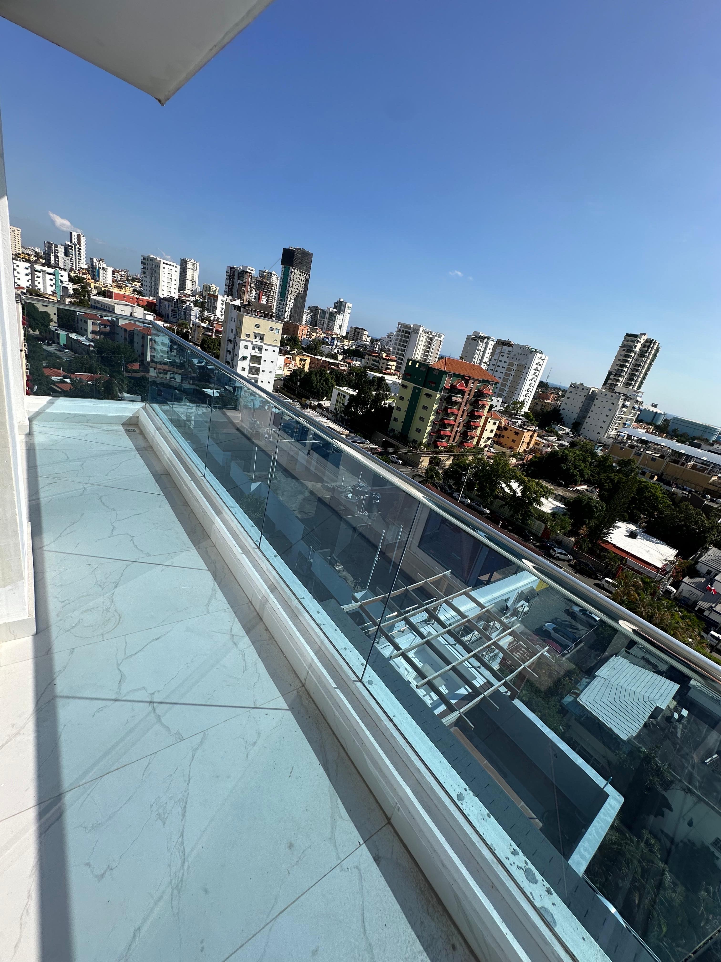 apartamentos - Venta de penthouse con 600mts con 3 pisos  en Alma Rosa 1 Santo Domingo de este 