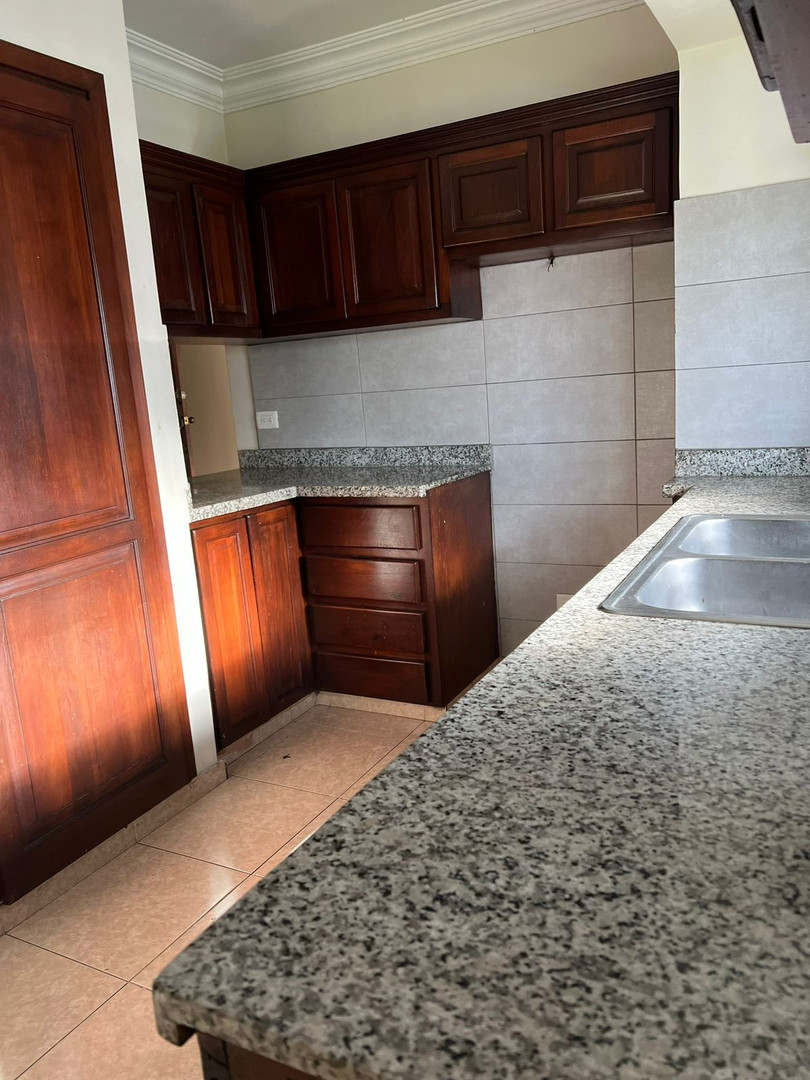 apartamentos - Se alquila, Apartamento 3Hab Vacio Acogedor Frente al Club Naco y Super Centrico 9