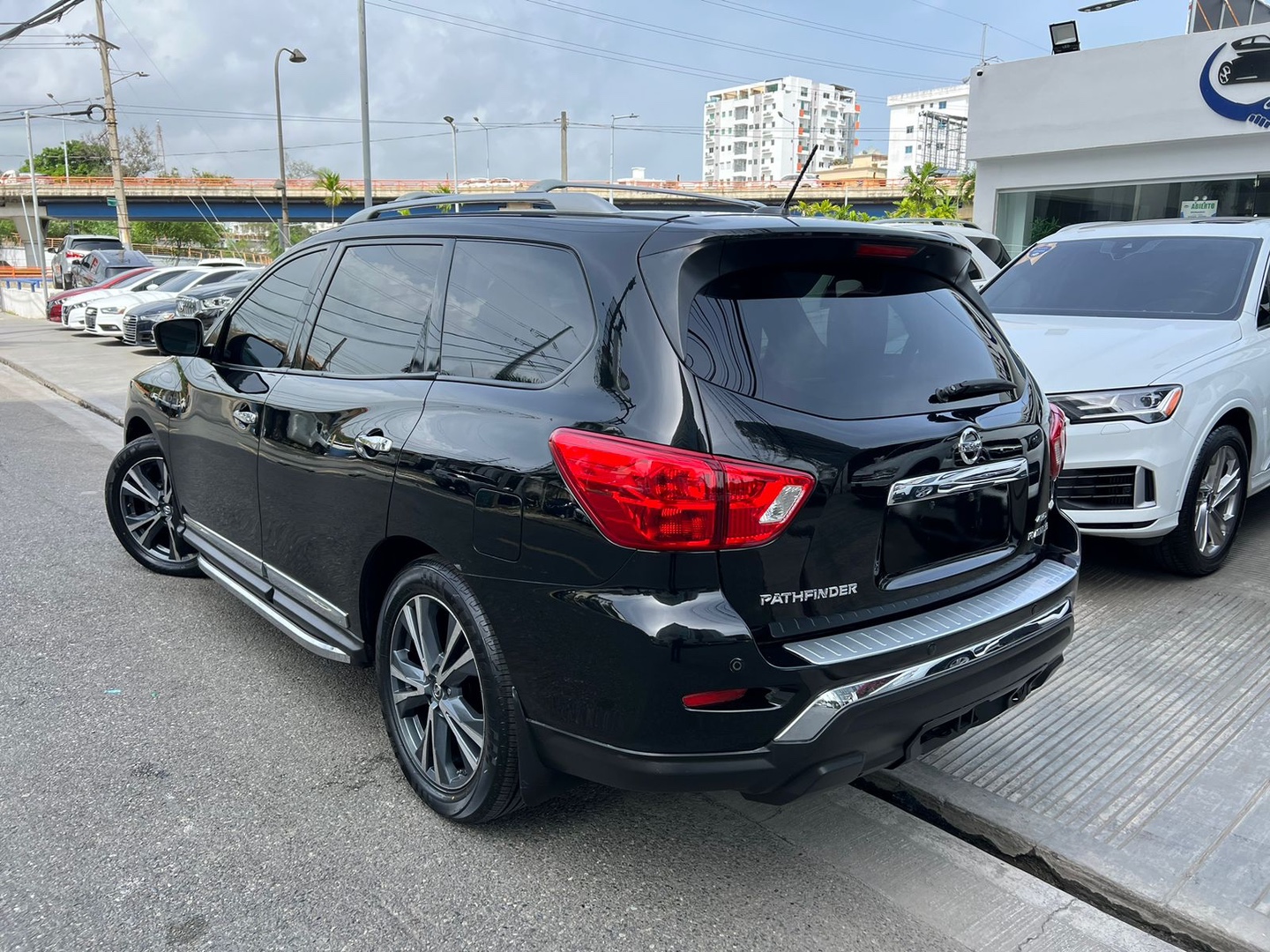 jeepetas y camionetas - Nissan Pathfinder Platinum 2018 3