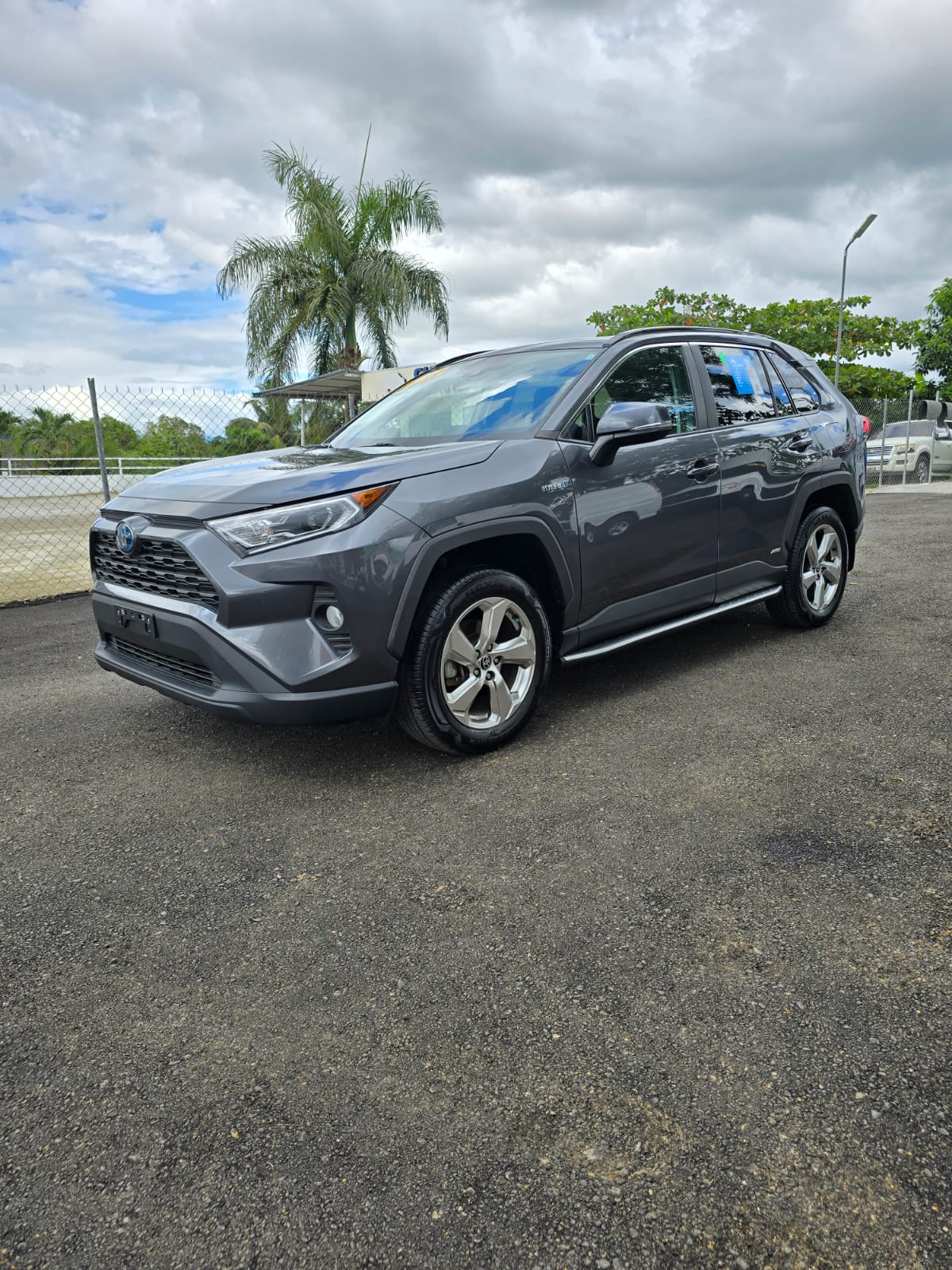 jeepetas y camionetas - Toyota rav4 híbrida full 2020 0