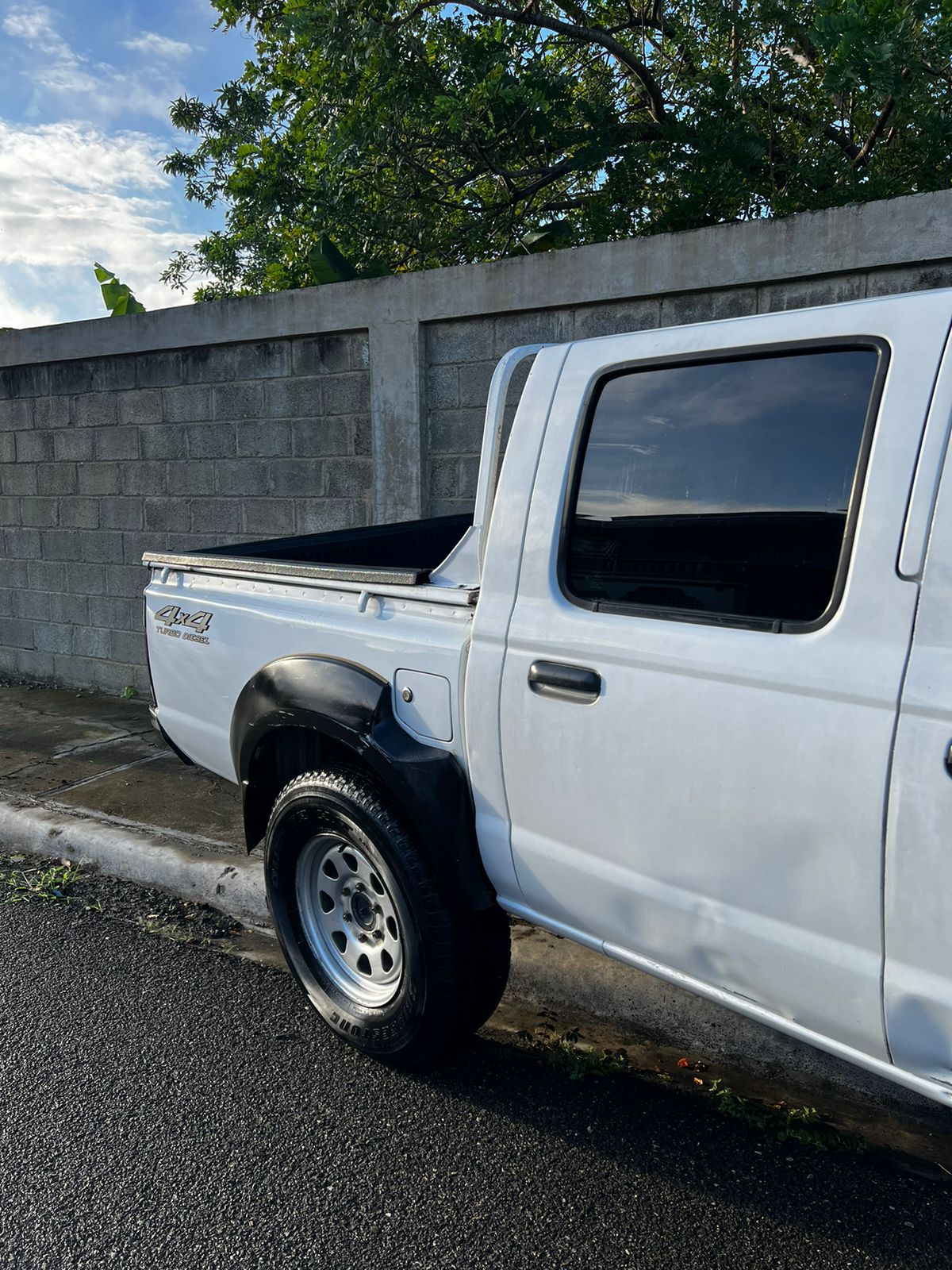 jeepetas y camionetas - Nissan frontier np 300 2013  1