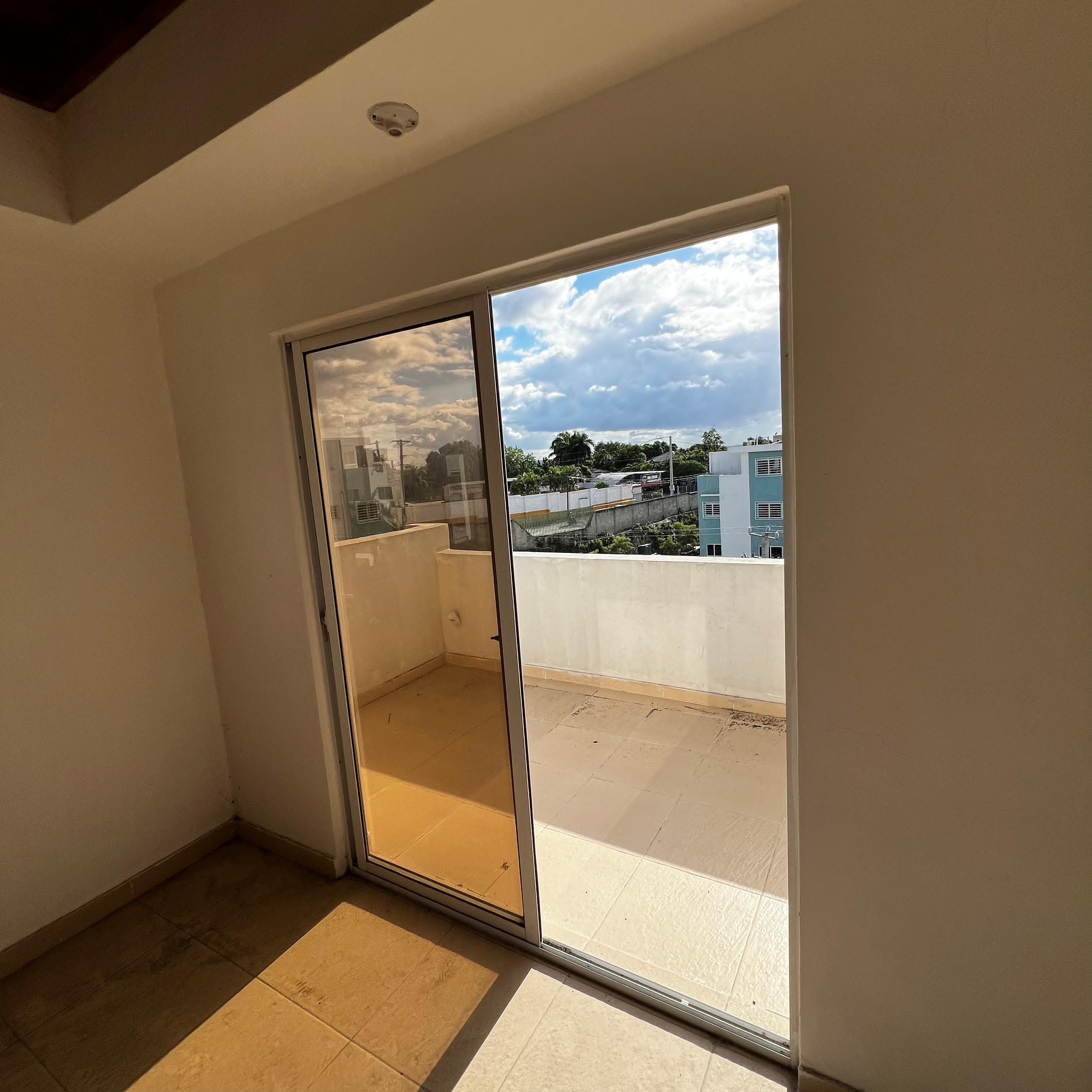 apartamentos - Apartamento con terraza en Santo Domingo Oeste 2