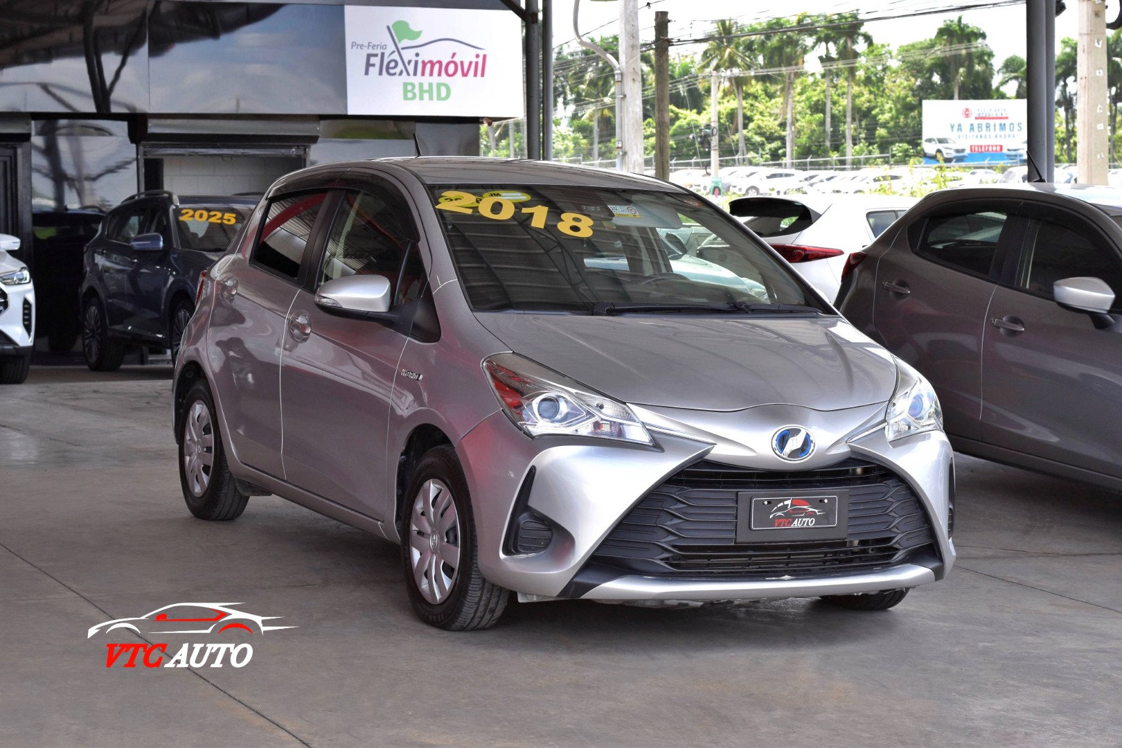 carros - Toyota Vitz Hybrid 2018, Recién importado en excelentes condiciones