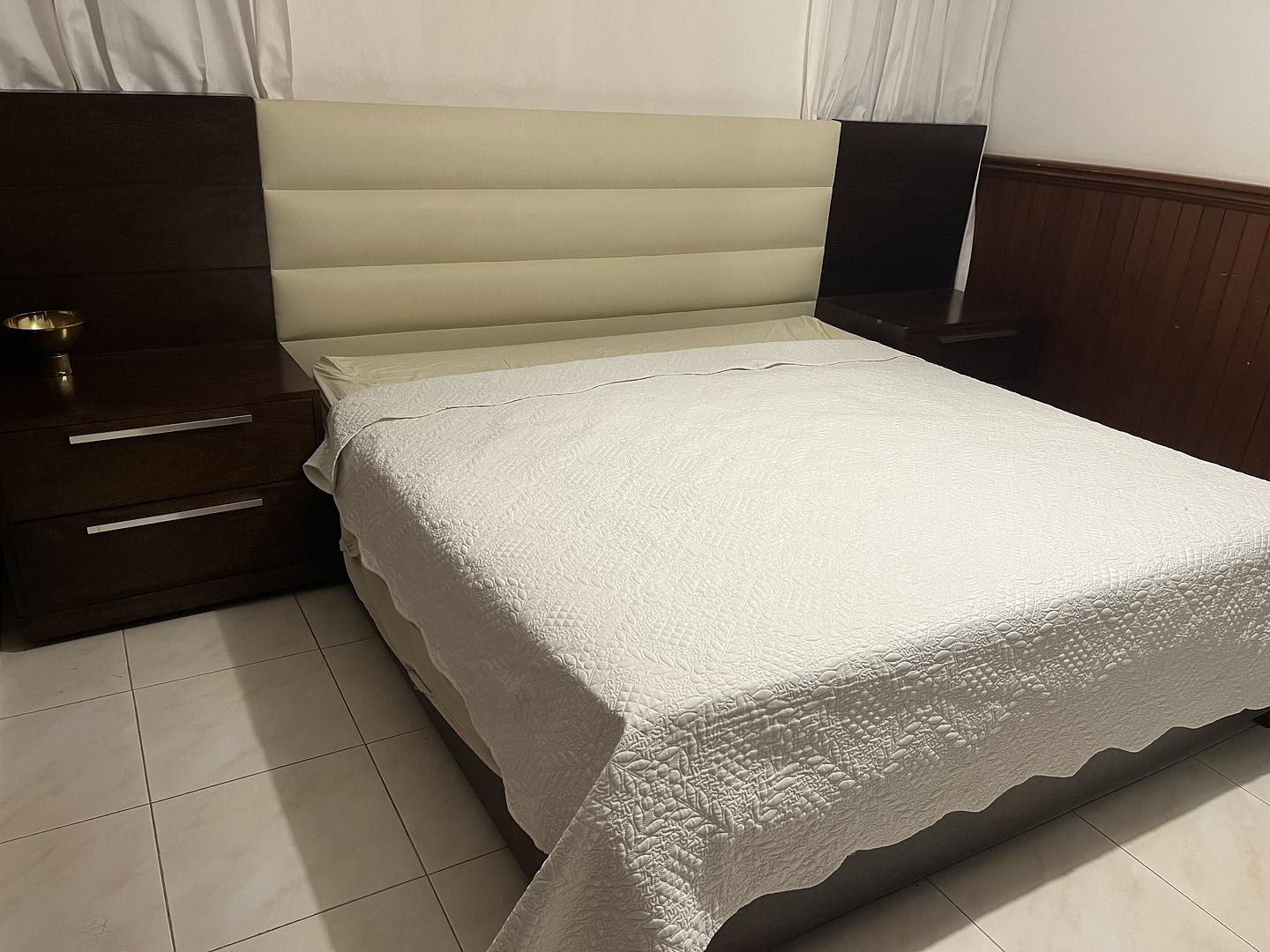 muebles y colchones - cama king en roble brasileño.  2