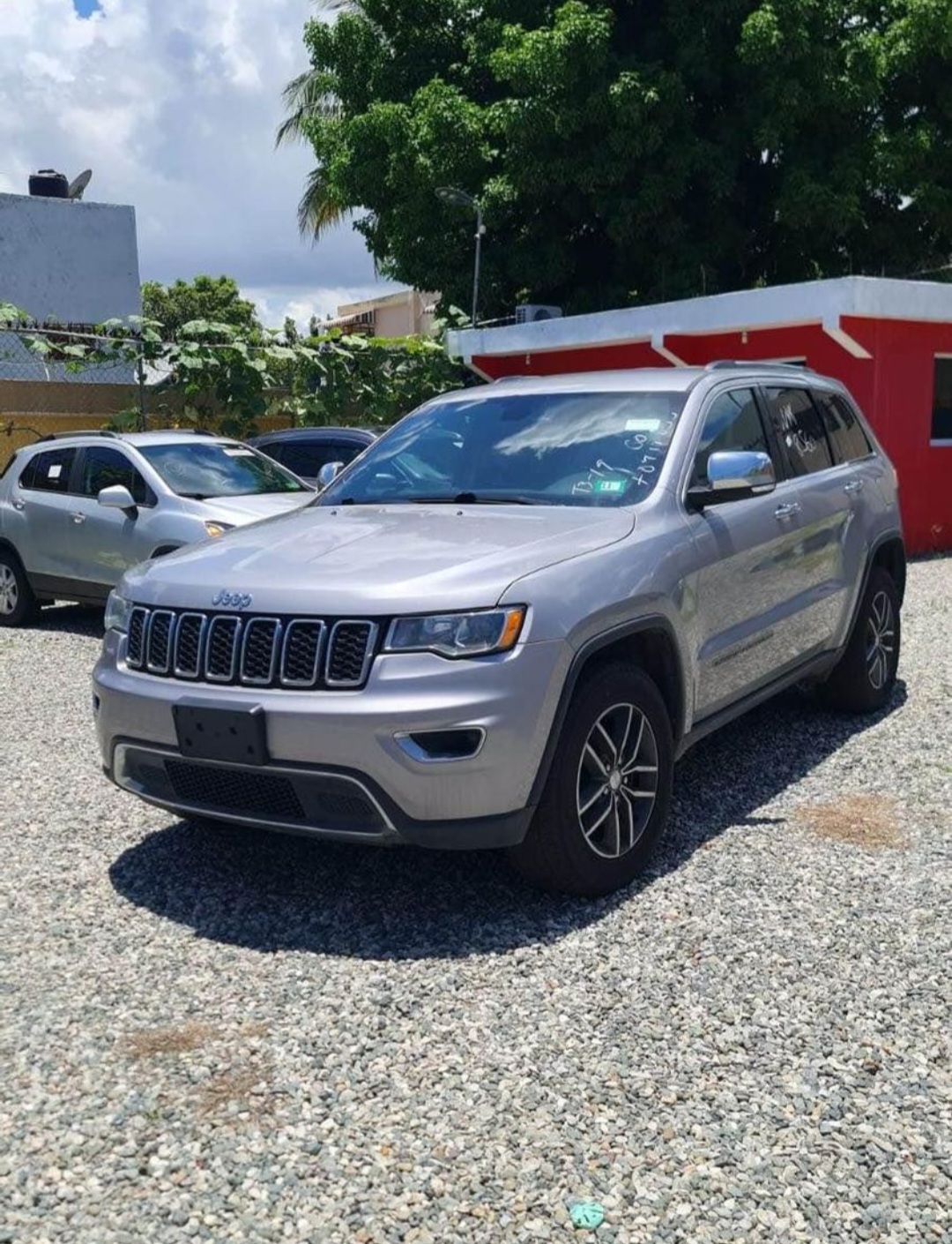 jeepetas y camionetas - Cherokee 2018 jeep Limited . Clean CarFax . Recién Importada . 