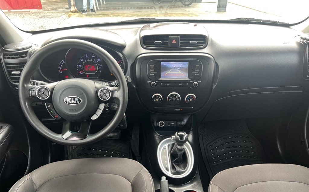 jeepetas y camionetas - 2019 Kia Soul Clean Carfax  5