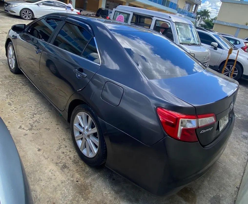 carros - Toyota Camry LE 2012 3