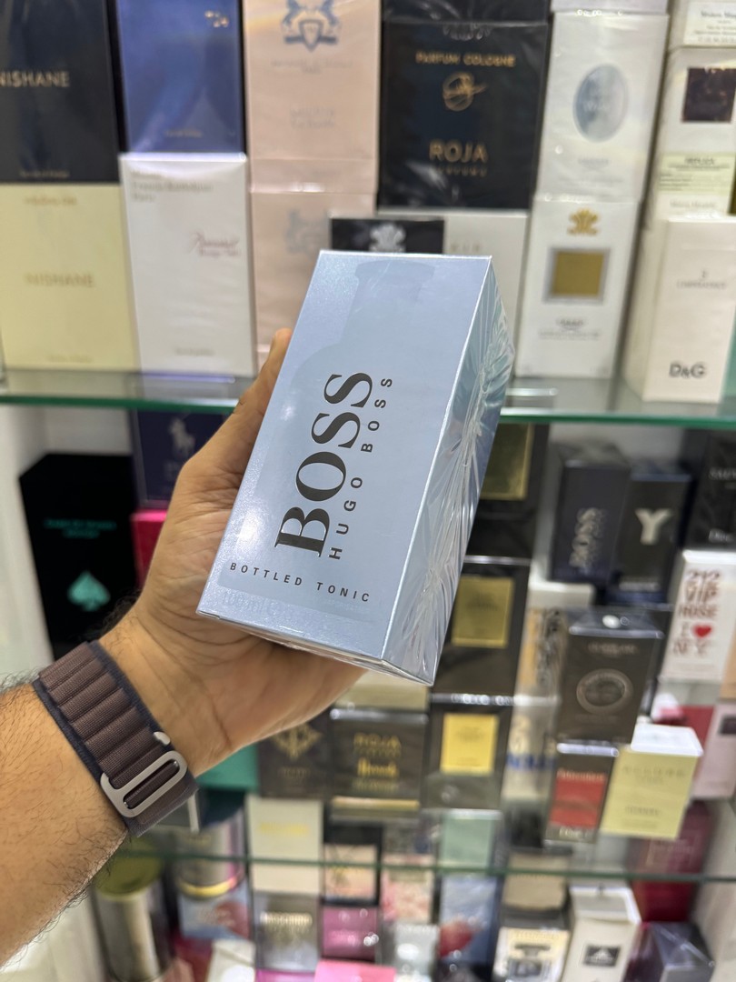 joyas, relojes y accesorios - Vendo Perfume BOSS Hugo Boss Bottled Tonic EDT 100ML Nuevo Original $ 5,700 NEG
