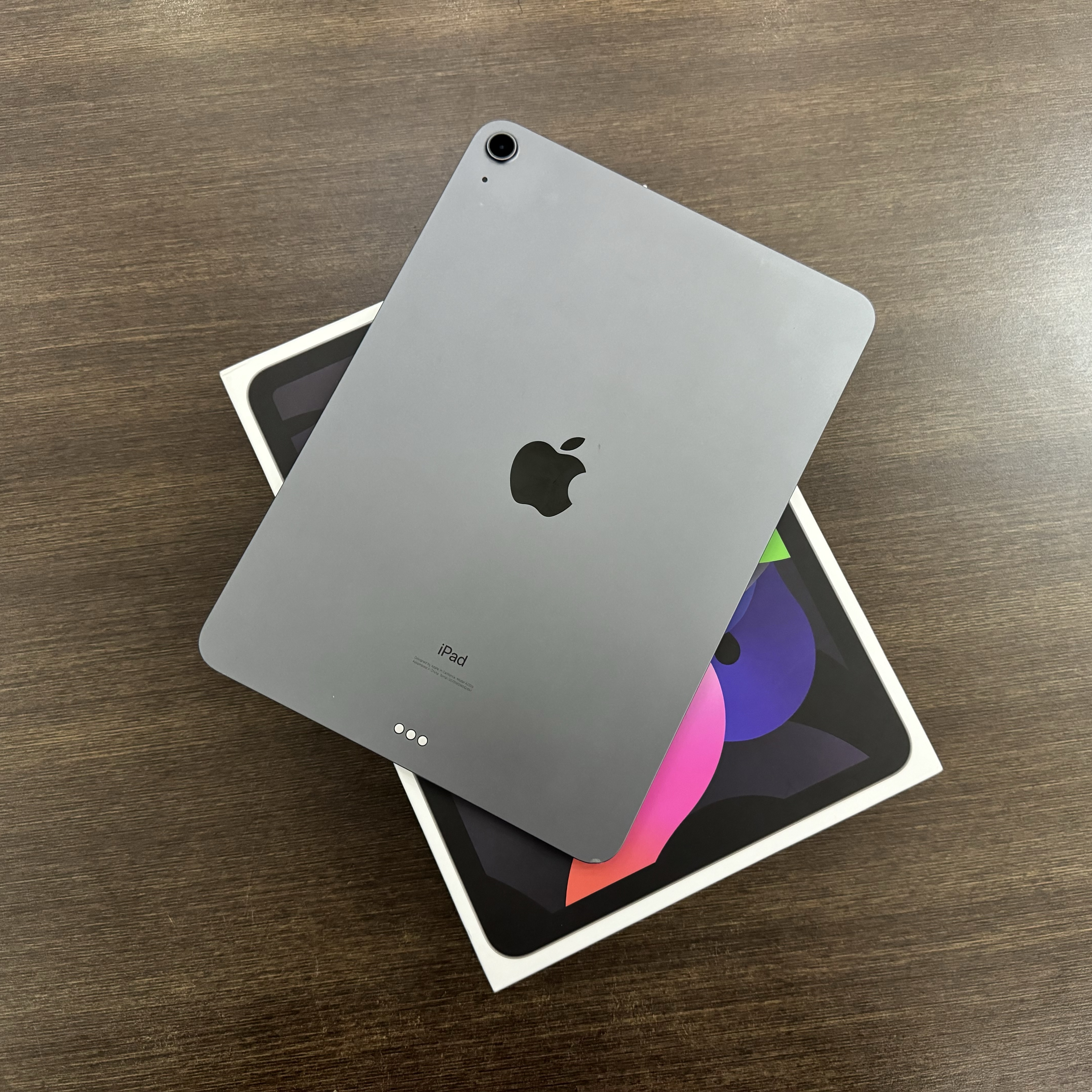 celulares y tabletas - iPad Air (4ta Gen) 64GB Wi- Fi Blue Como Nuevo, Garantía, RD$ 23,300 NEG