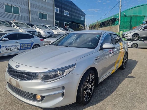 carros - K5 2017 GRISDESDE: RD$ 680,000-Automático 0