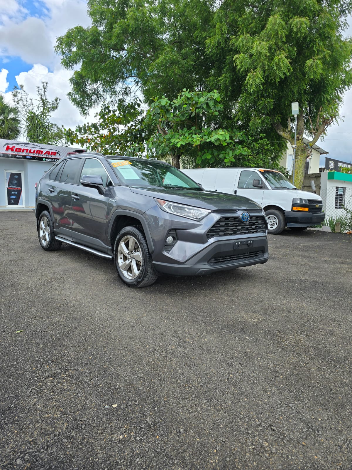 jeepetas y camionetas - Toyota rav4 híbrida full 2020 1