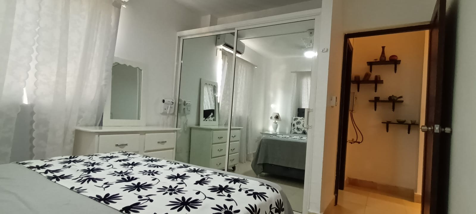 apartamentos - Apartamento Primer Nivel en Ciudad Juan Bosch ..  Amueblado de Oportunidad !! 2