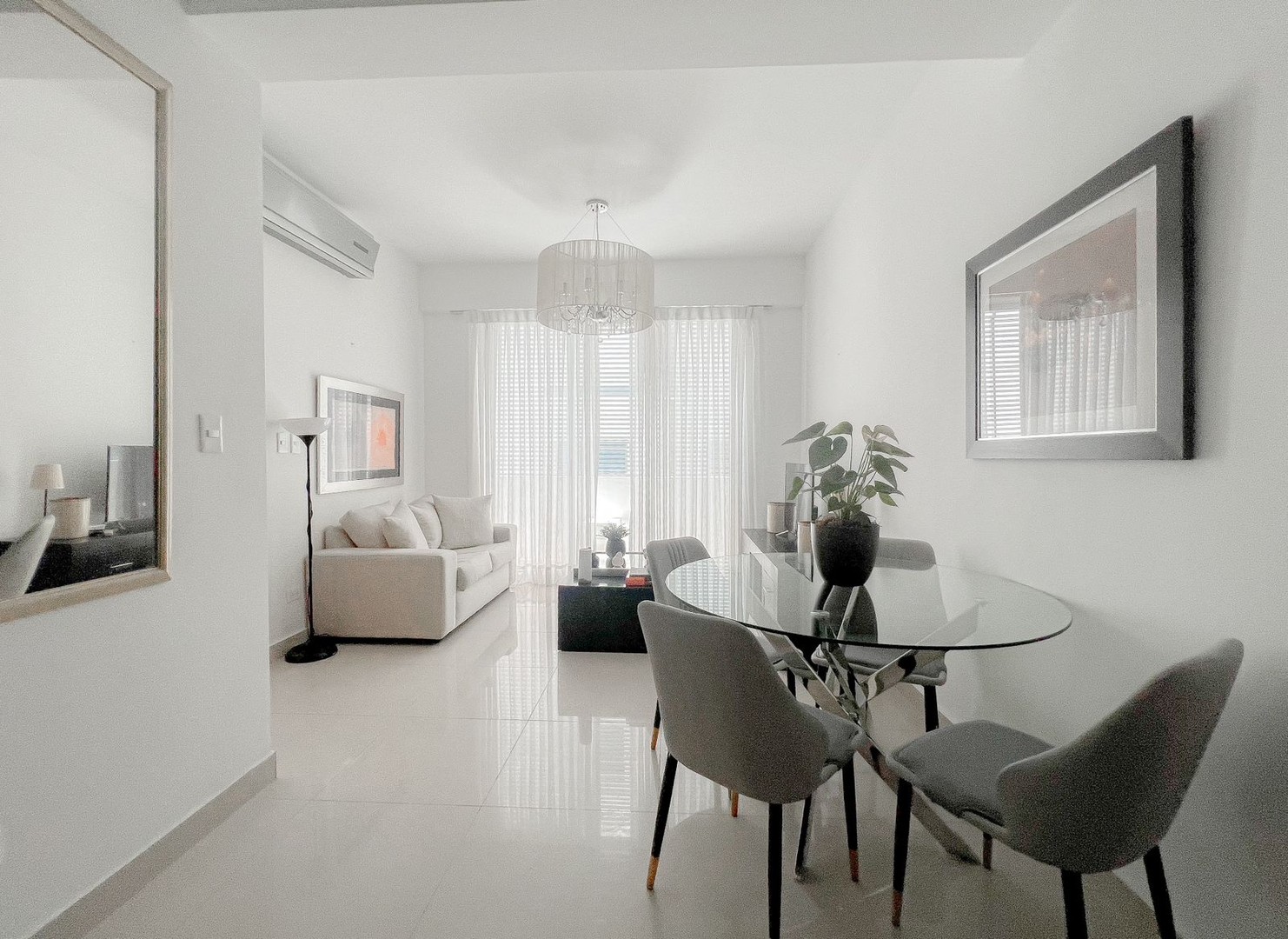 apartamentos - Evaristo Morales, Apartamento Amueblado de Una Habitacion 2