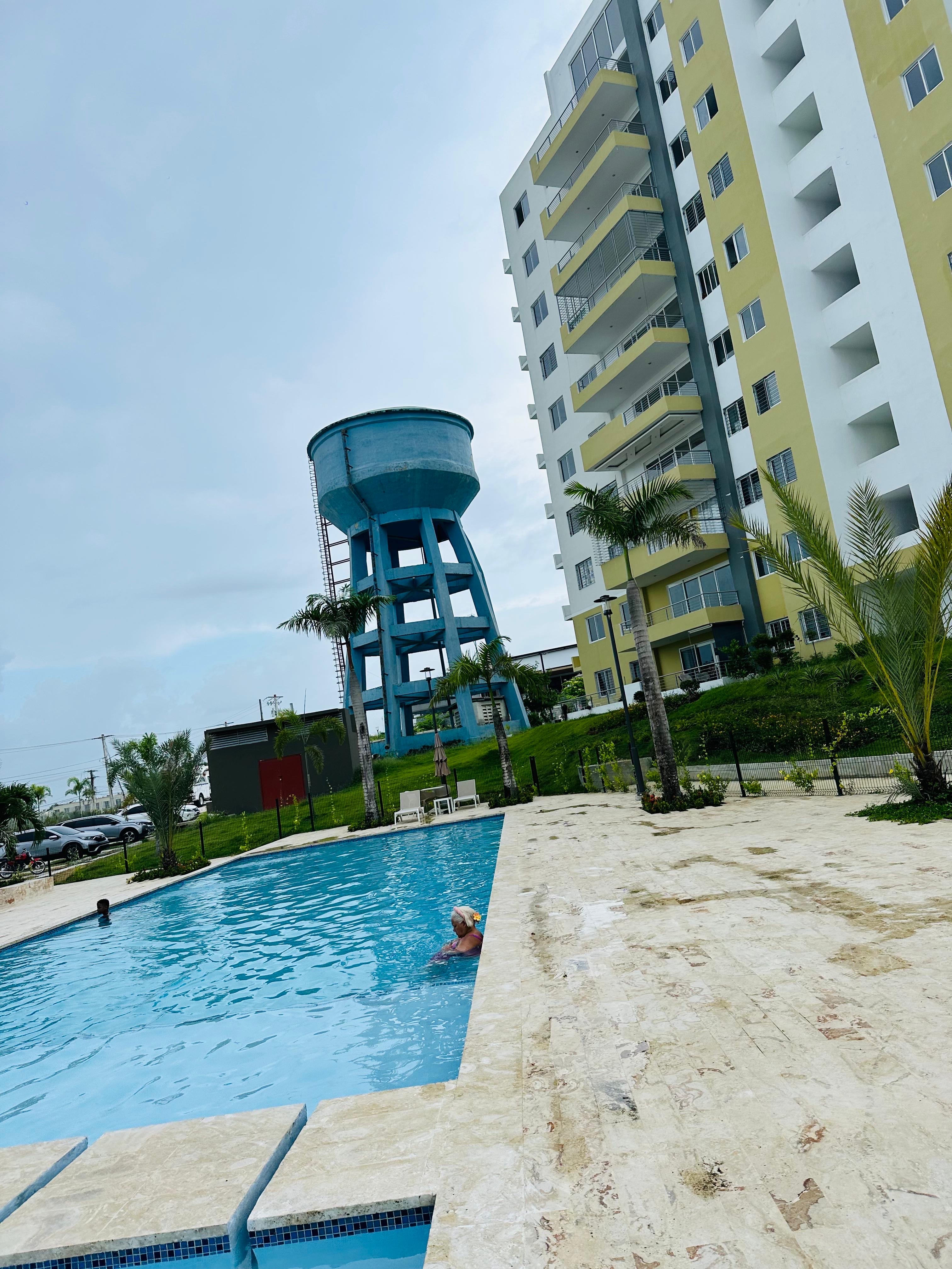 apartamentos - venta de apartamentos en la torre más exlusiva con piscina Jacobo MAJLUTA  7