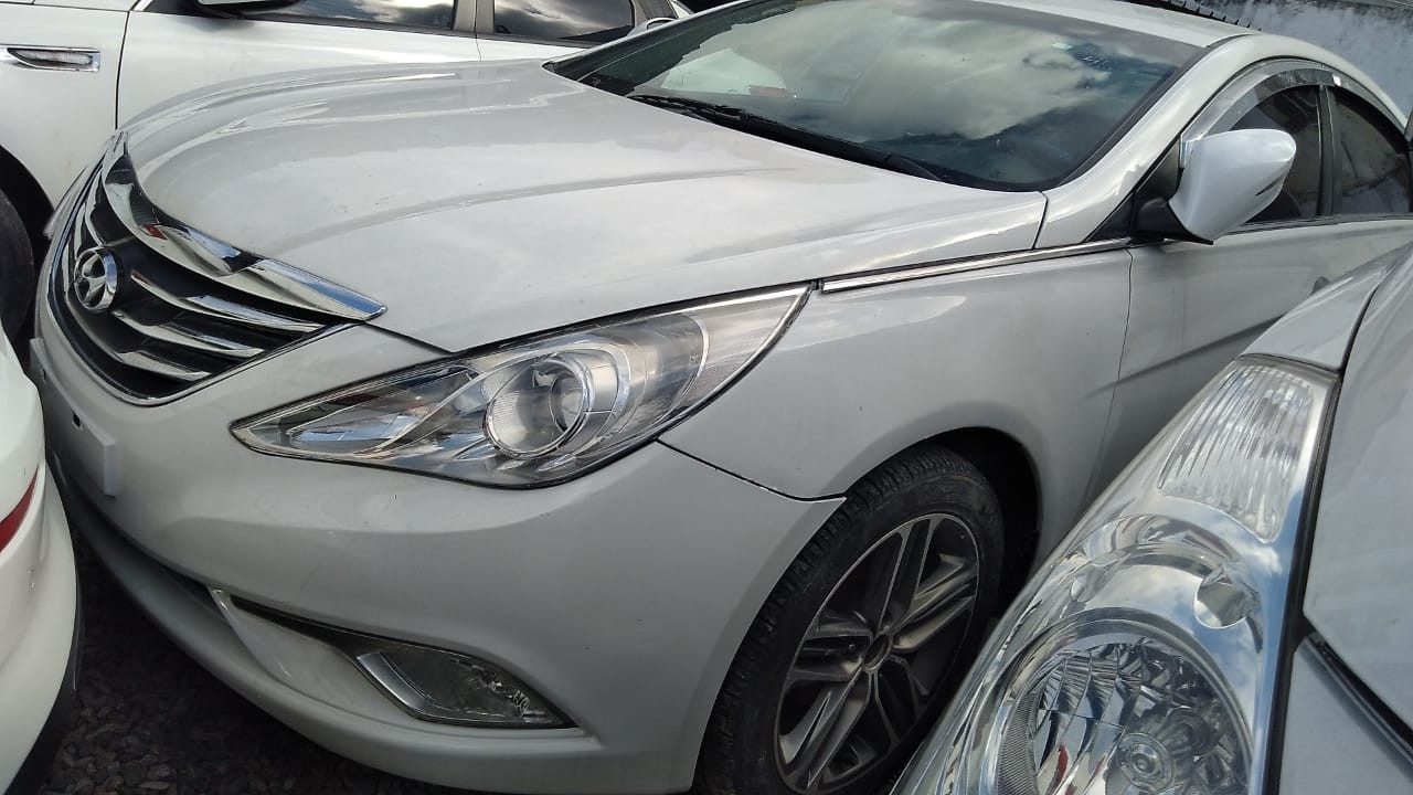 carros - HYUNDAI Y20 2016 BLANCODESDE: RD$ 560,100.00 1