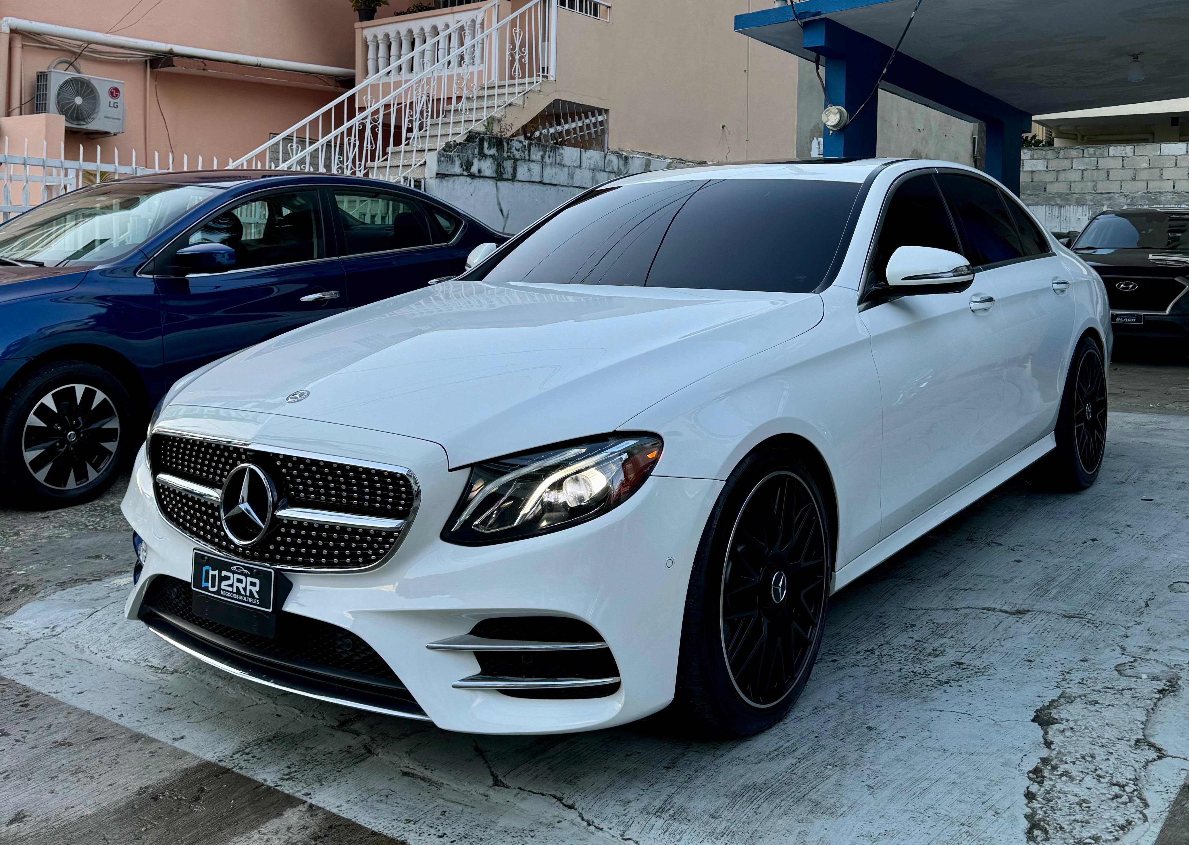 carros - Mercedes Benz E300 2017 1