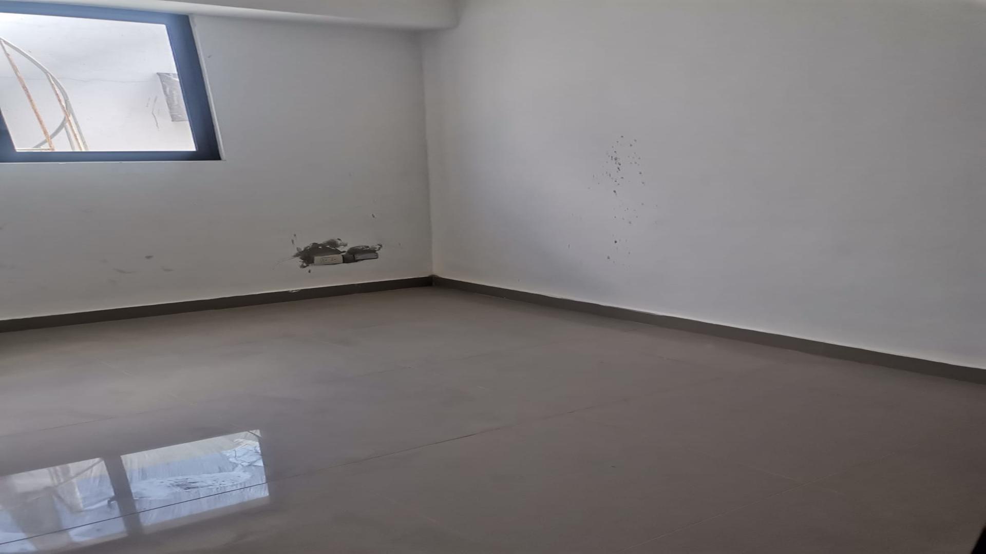 apartamentos - Apto.  en Venta de 3 habs. Miramar, Independencia 7