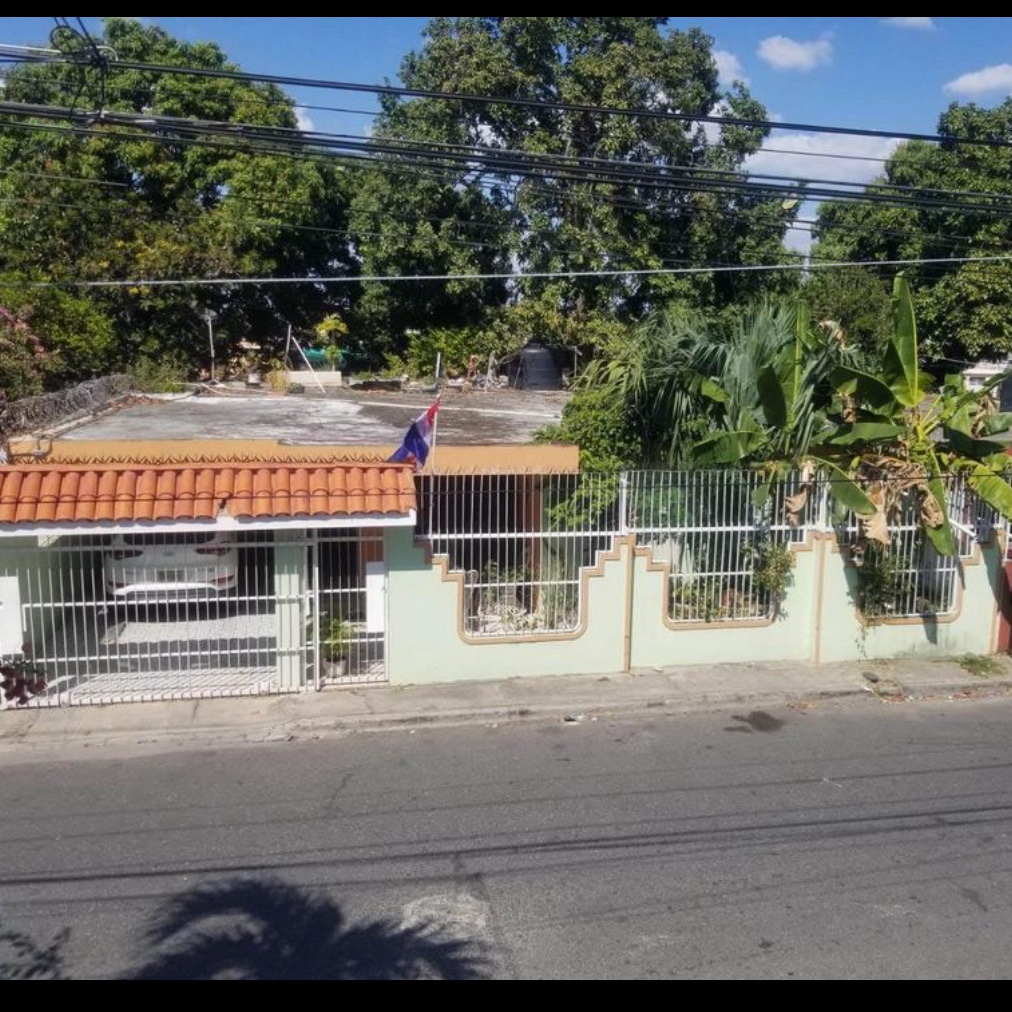 casas - Casa para Oficina o Negocio en Herrera Santo Domingo Oeste