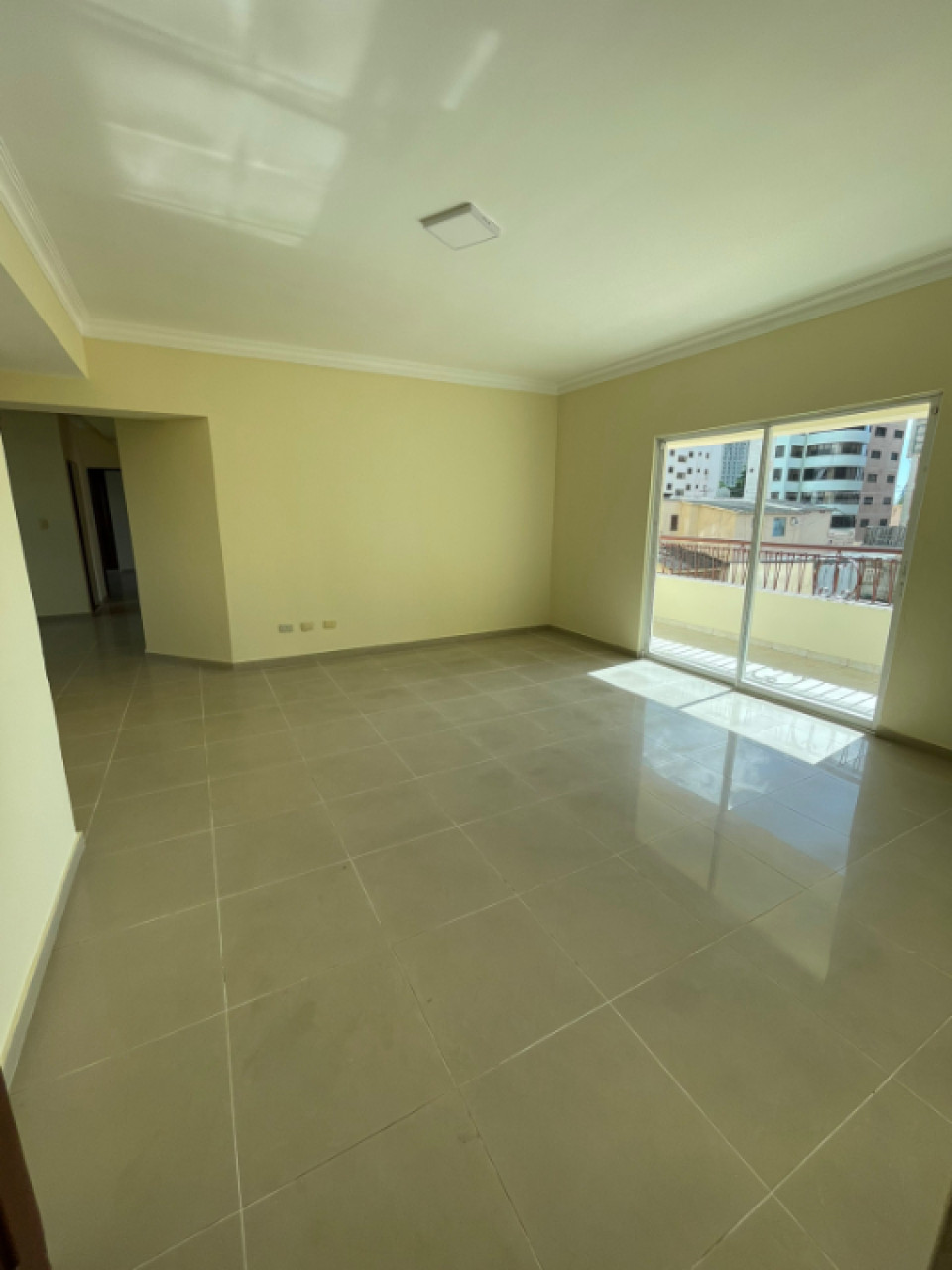 apartamentos - Amplio partamento en Venta Zona Universitaria  1