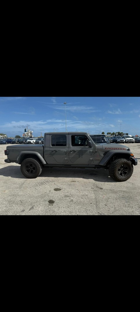 jeepetas y camionetas - Jeep gladiador Mojave 2023  3