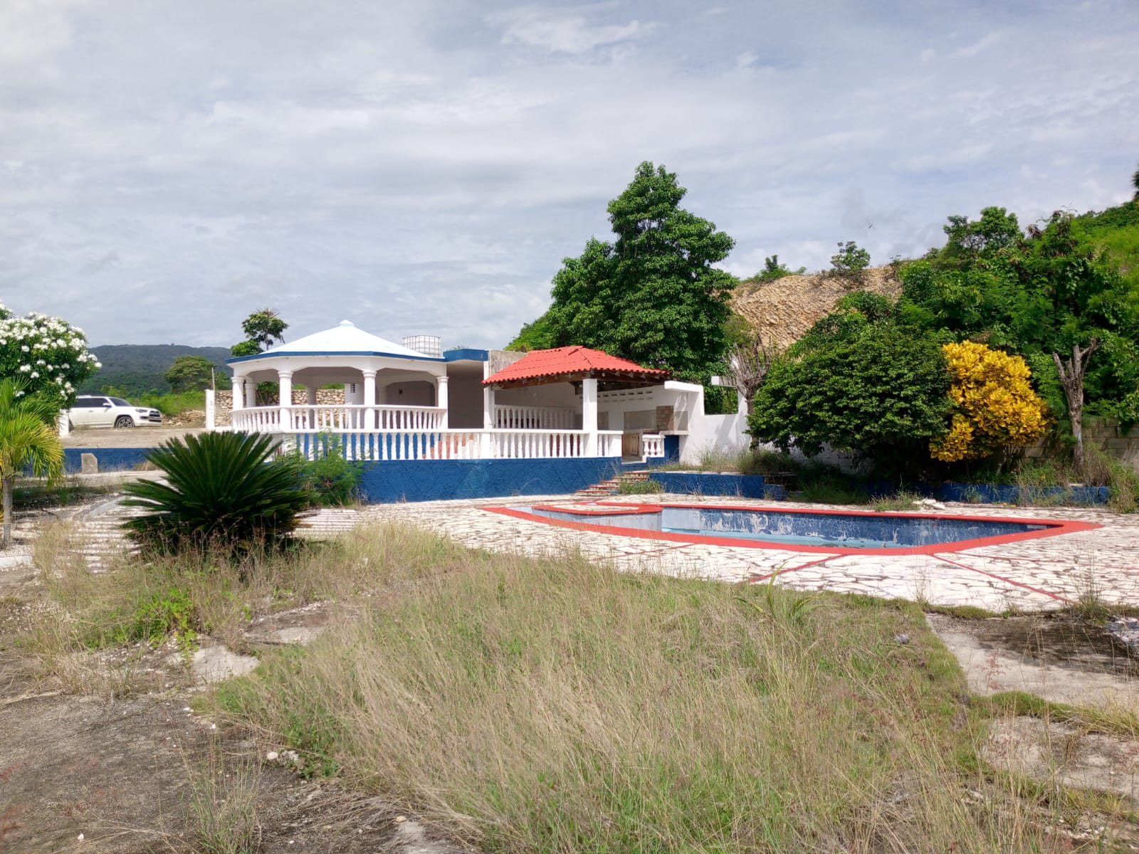 casas vacacionales y villas - piscina para vacacional, con título vista al mar, vestidor y baño en bahoruco  4