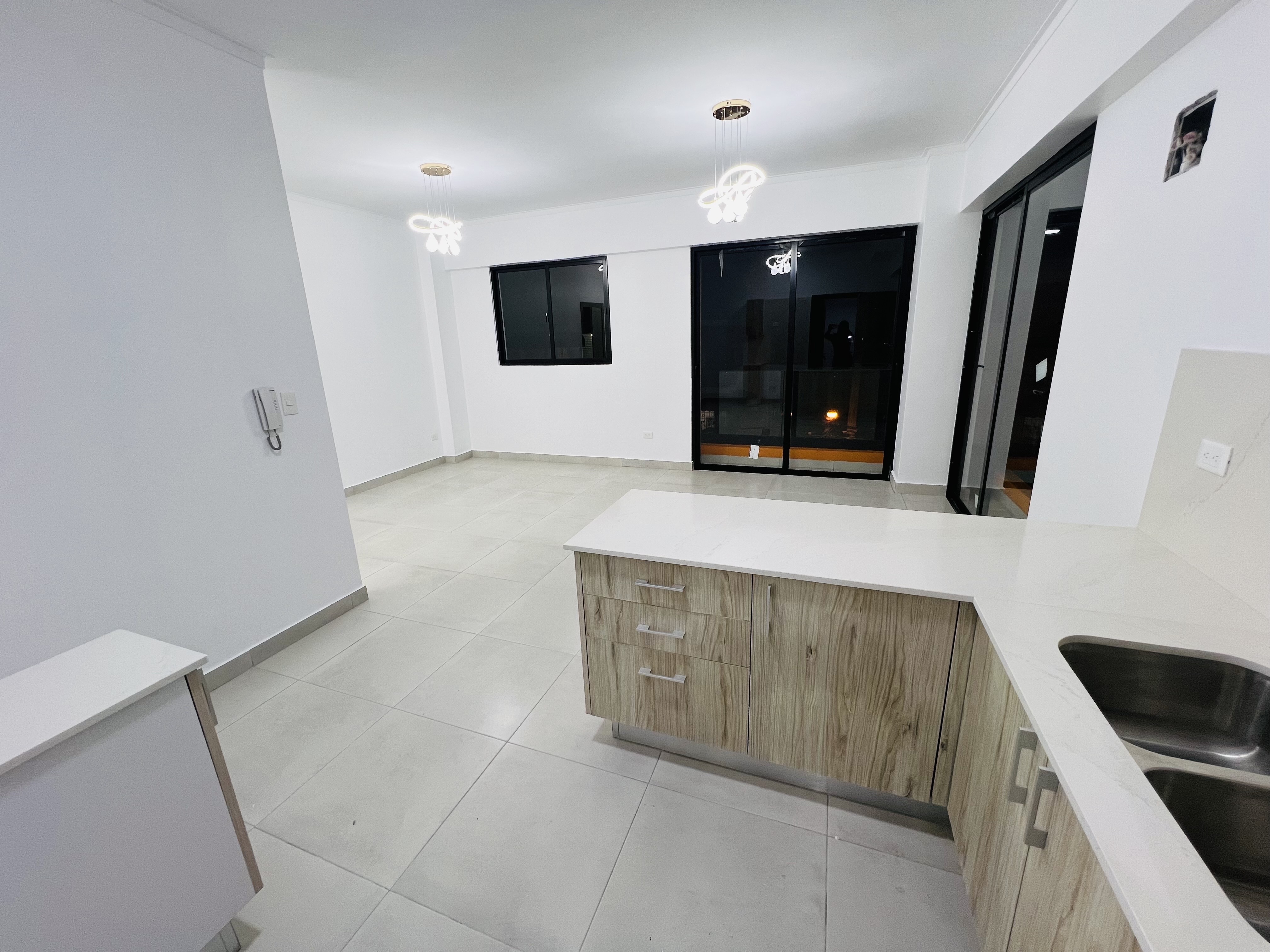 apartamentos - ALQUILO apartamento Vacío o Amuebaldo en el millón próximo a la Núñez  7