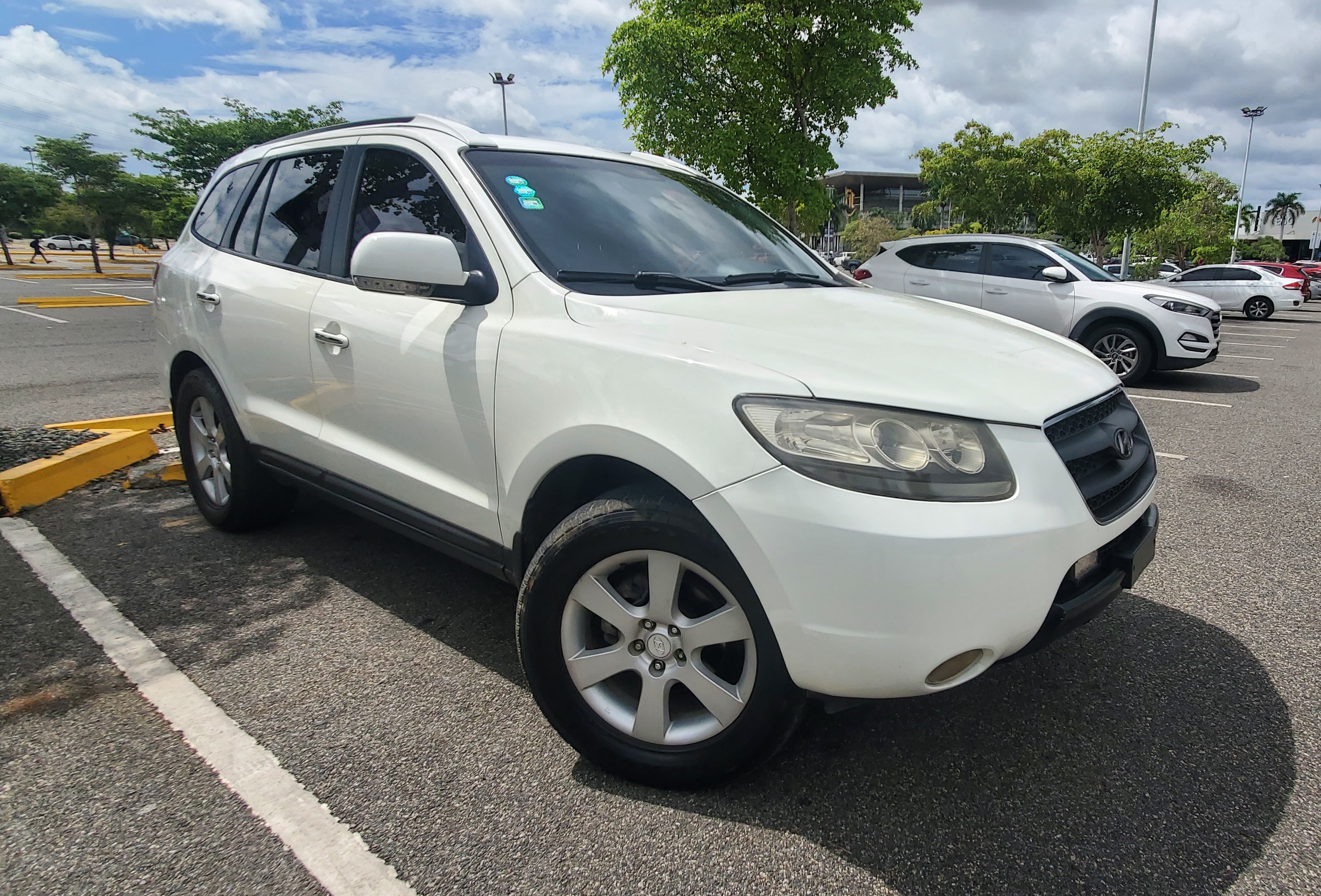 jeepetas y camionetas - Hyundai Santa Fe 2010 V6 4X4 Limited Negociable