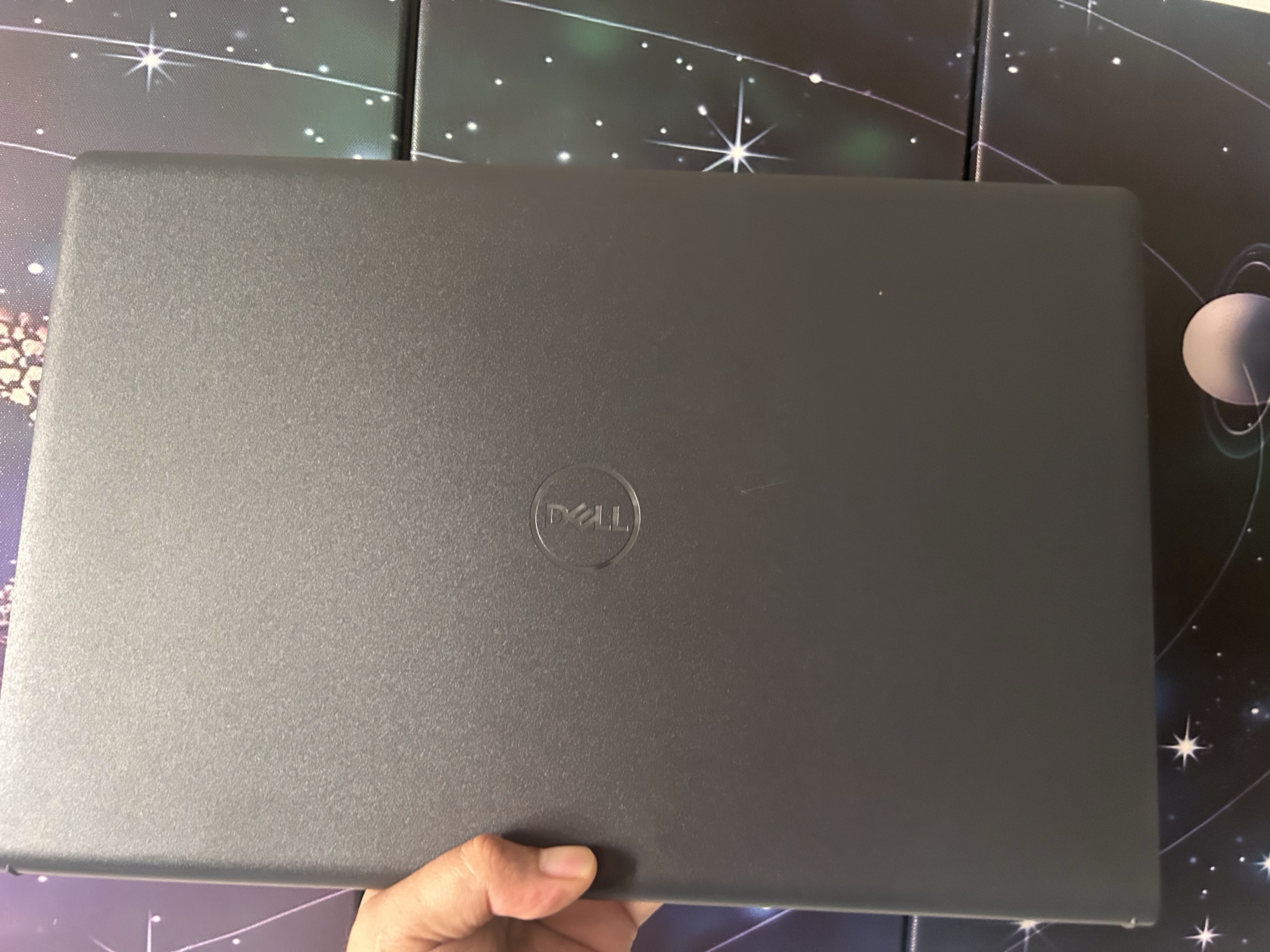 computadoras y laptops - Dell Inspiron de 15 pulg un Terabite y 64 de RAM 