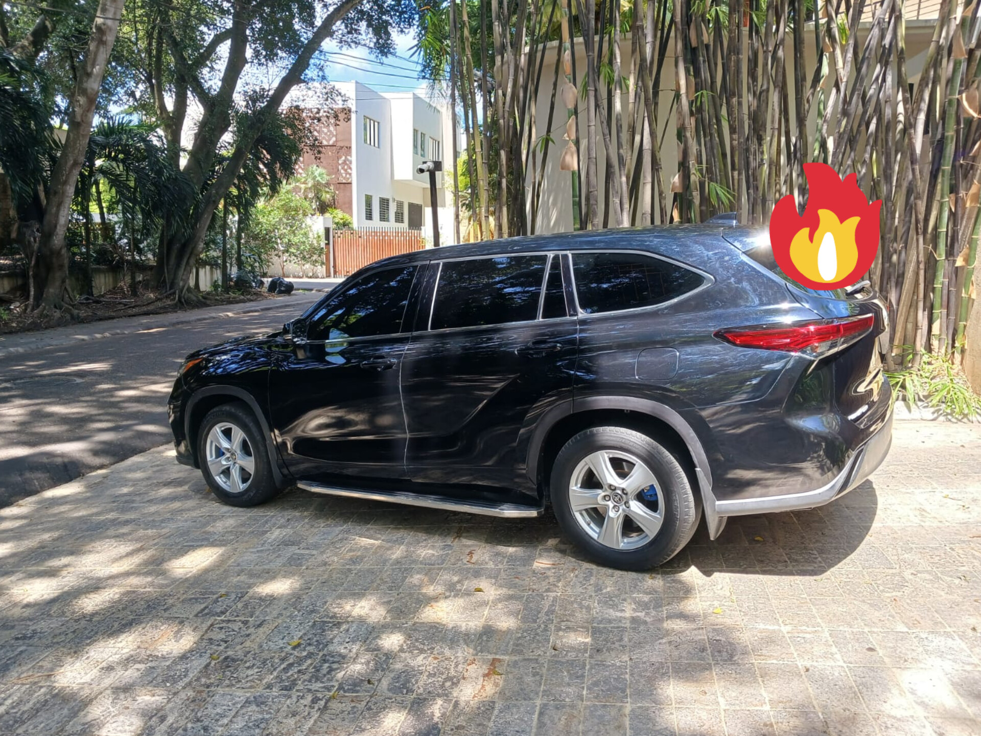 jeepetas y camionetas - Toyota higlander xle 2020 1