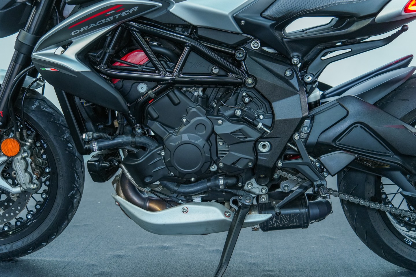 motores y pasolas - MV AGUSTA Dragster 800 RR 2022 8