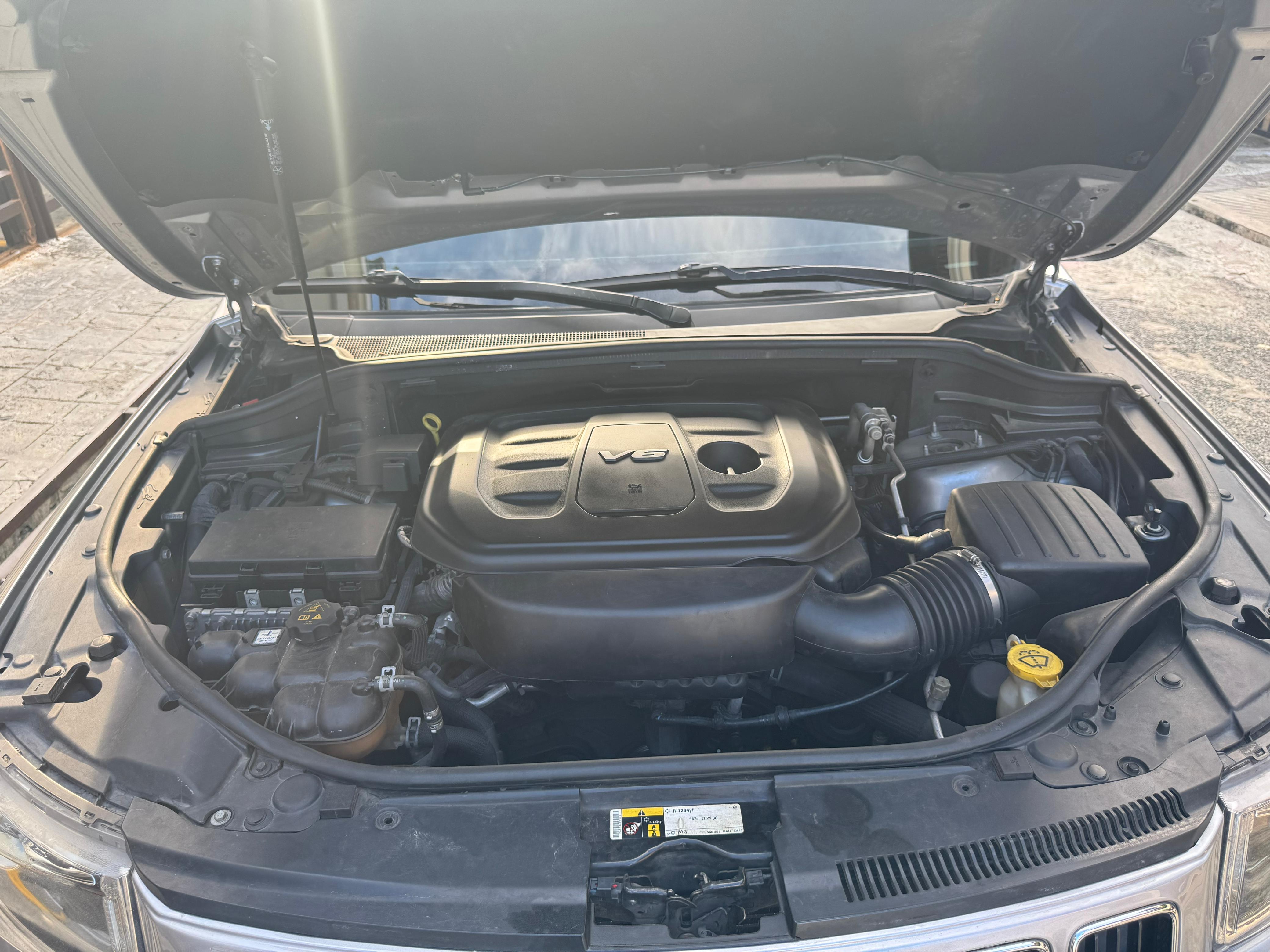 jeepetas y camionetas - Jeep Gran Cherokee Limited 2016 8