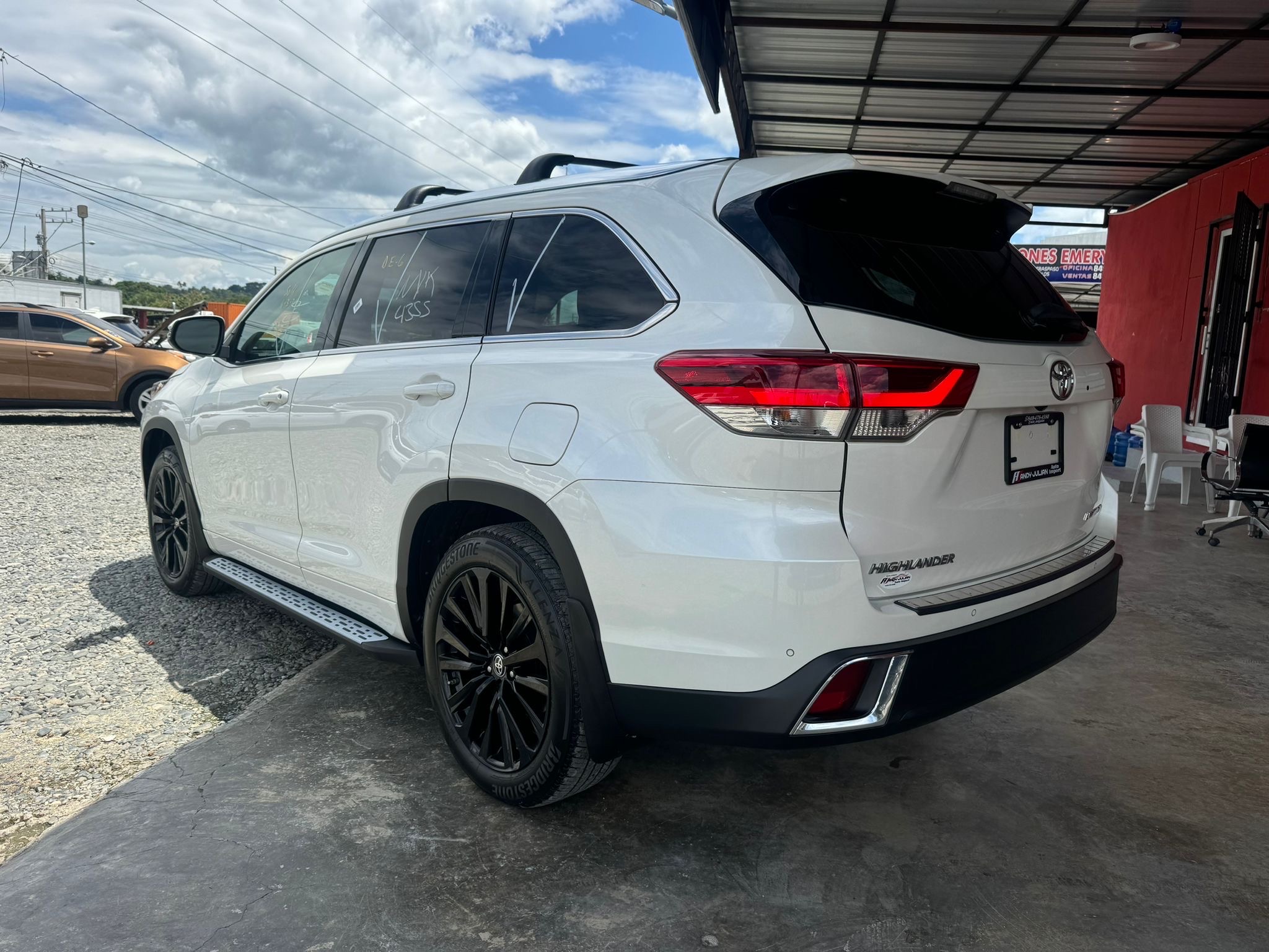 jeepetas y camionetas - Toyota Highlander LIMITED PLATINUM (AWD 4x4) 2019 - 3 Filas, Techo Panorámico 2