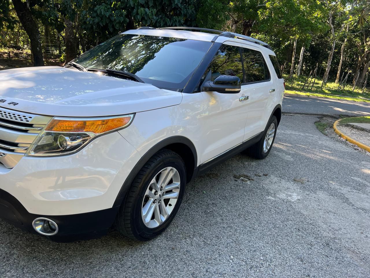 jeepetas y camionetas - Ford Explorer limited 2013 2