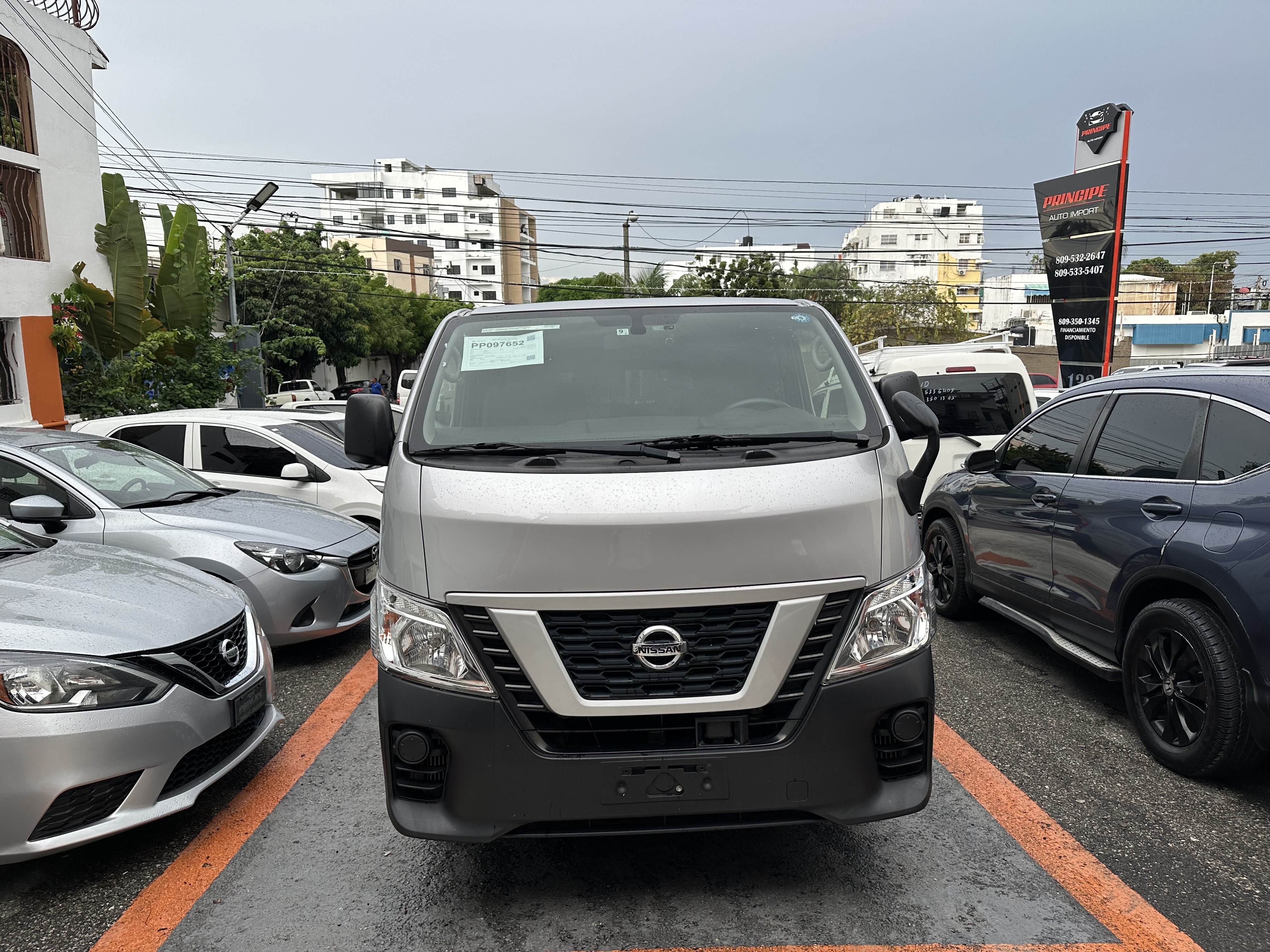 jeepetas y camionetas - Nissan NV350 2019