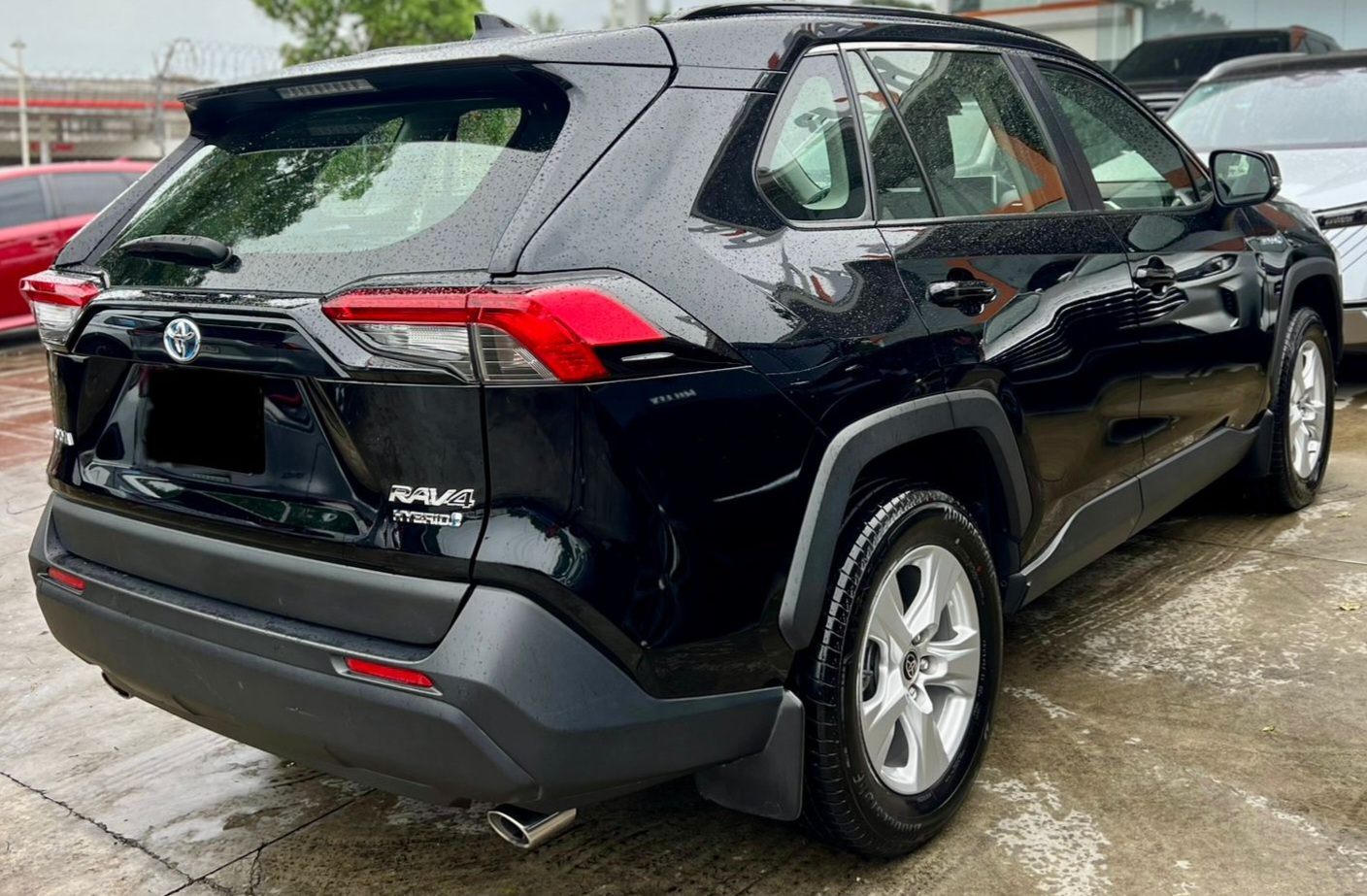 jeepetas y camionetas - Toyota Rav4 Le Hybrido 2022 ✅️ Clean Carfax  5