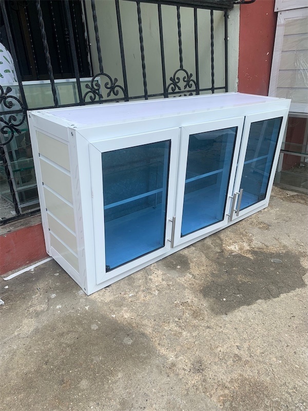 cocina - Gabinete de ( Aluminio, Vidrio y pvc )