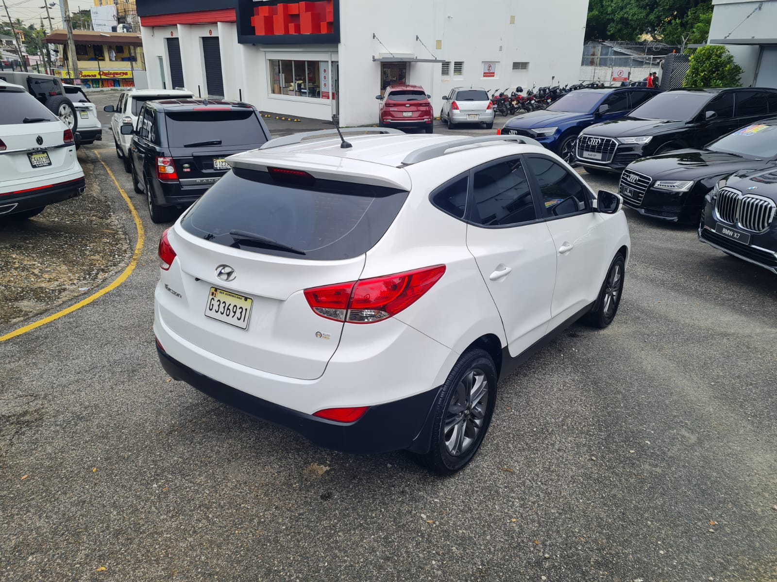 jeepetas y camionetas - Hyundai Tucson 2015 impecable  2