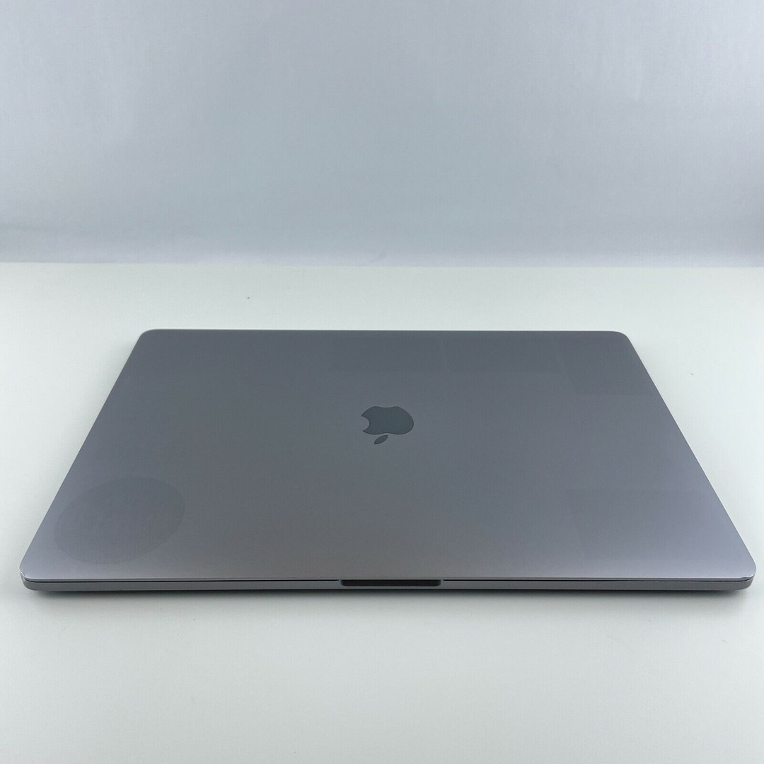 computadoras y laptops - Macbook Pro 2018 15,4 i9 32 GB 6