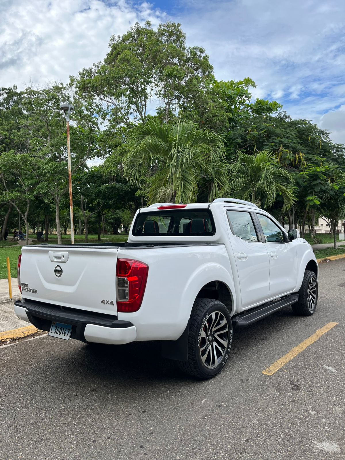 jeepetas y camionetas - Nissan frontier 2017 mecánica 4x4  1